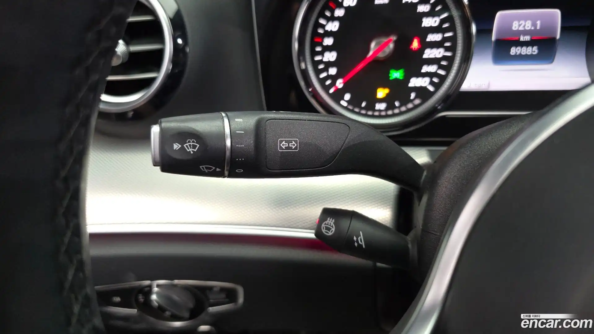 E-Class Mercedes-Benz 2018.9-OPTION-021