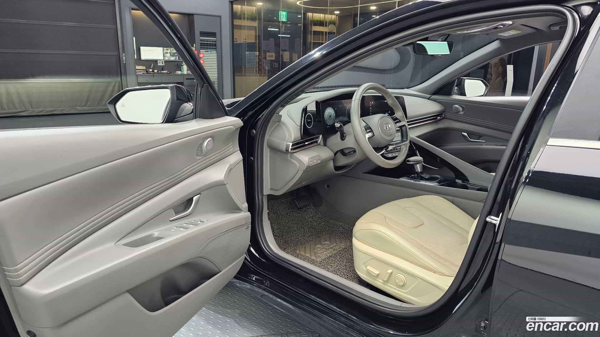 AVANTE Hyundai 2023.3-INNER-010