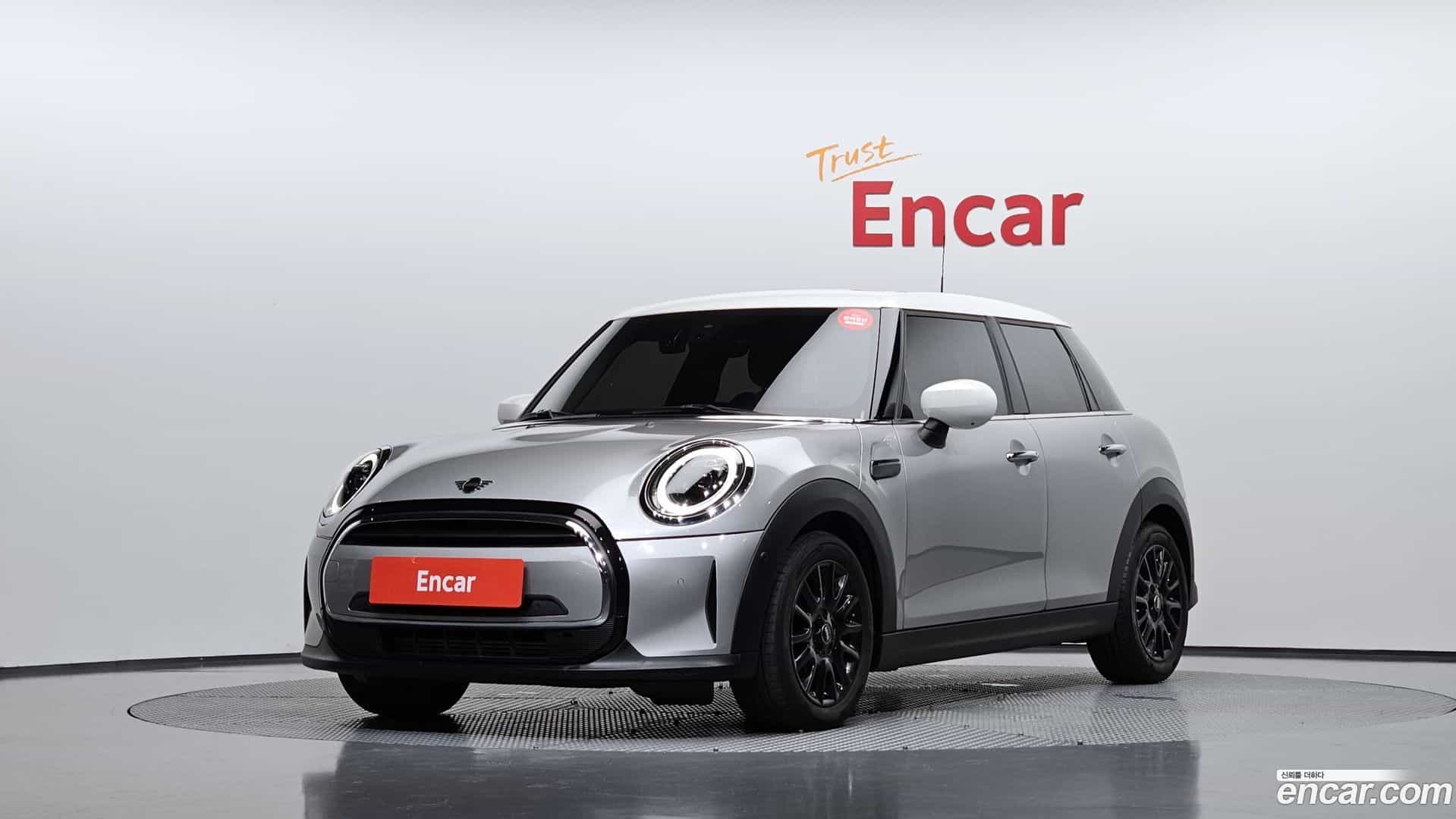 Cooper Mini 2023.11-OUTER-001