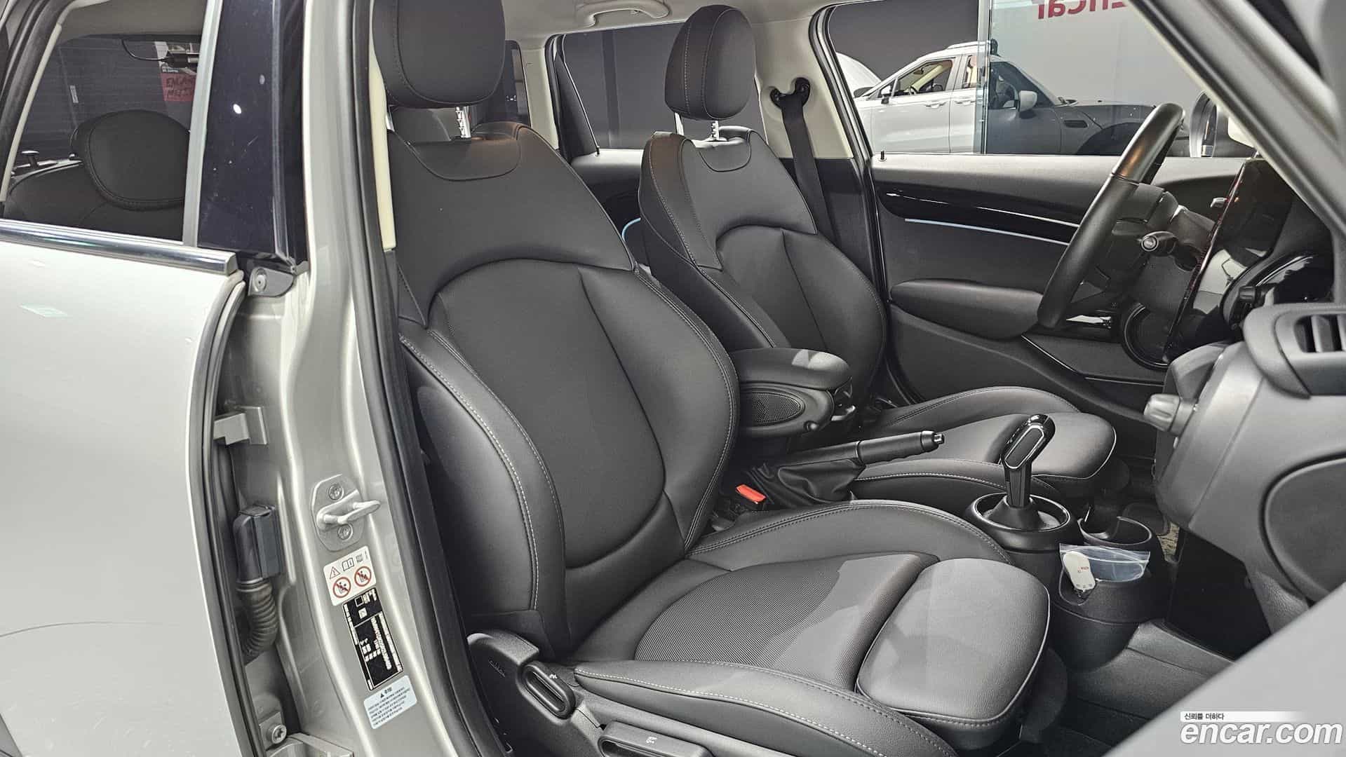 Cooper Mini 2023.11-INNER-036