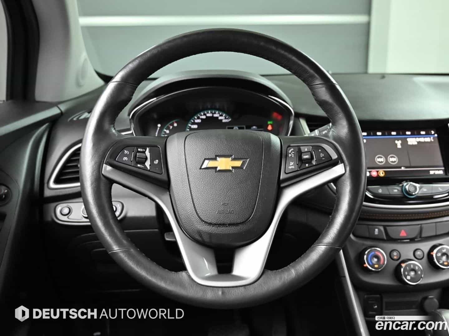 Trax Chevrolet 2022.9-INNER-008