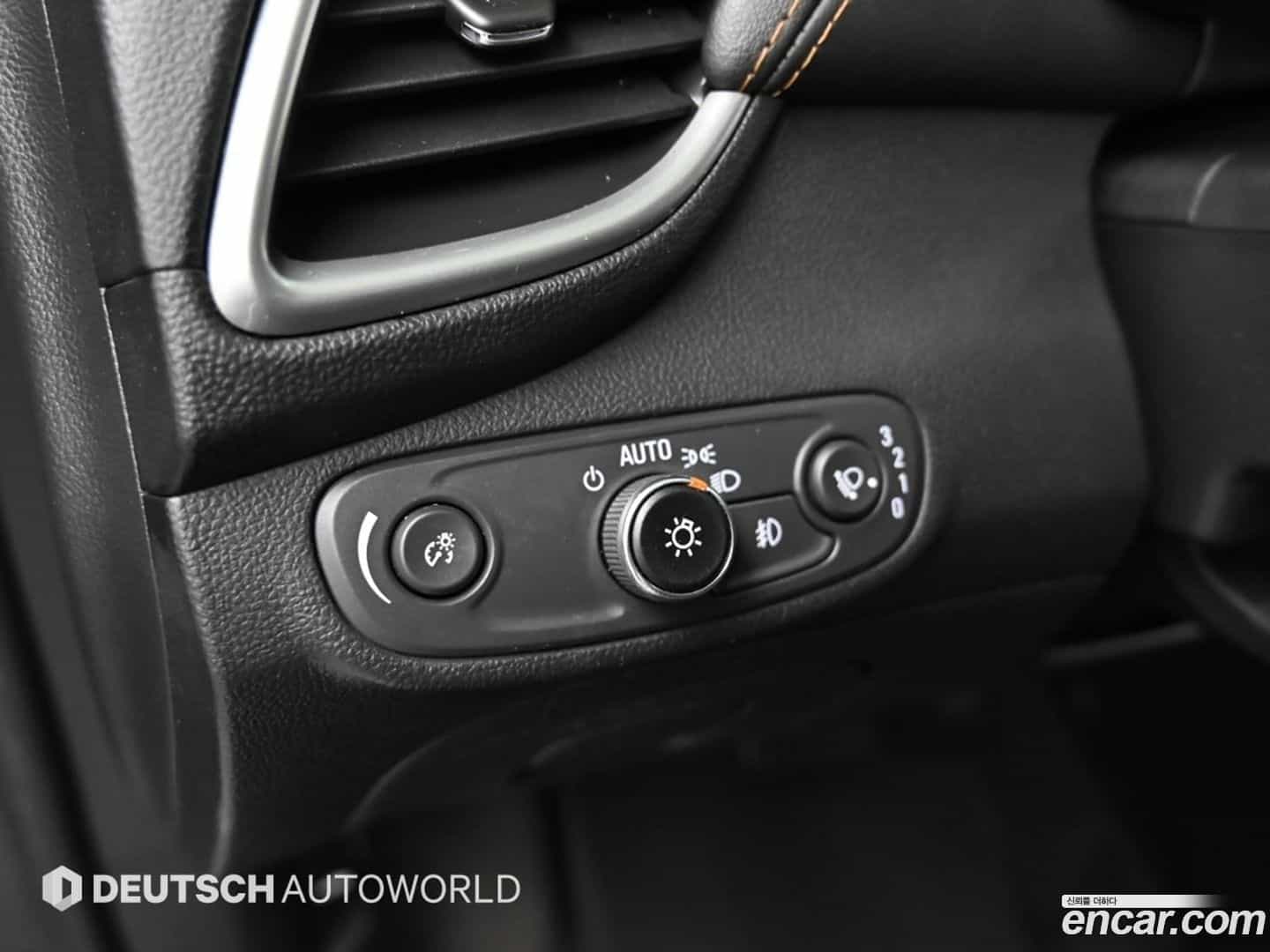 Trax Chevrolet 2022.9-OPTION-015