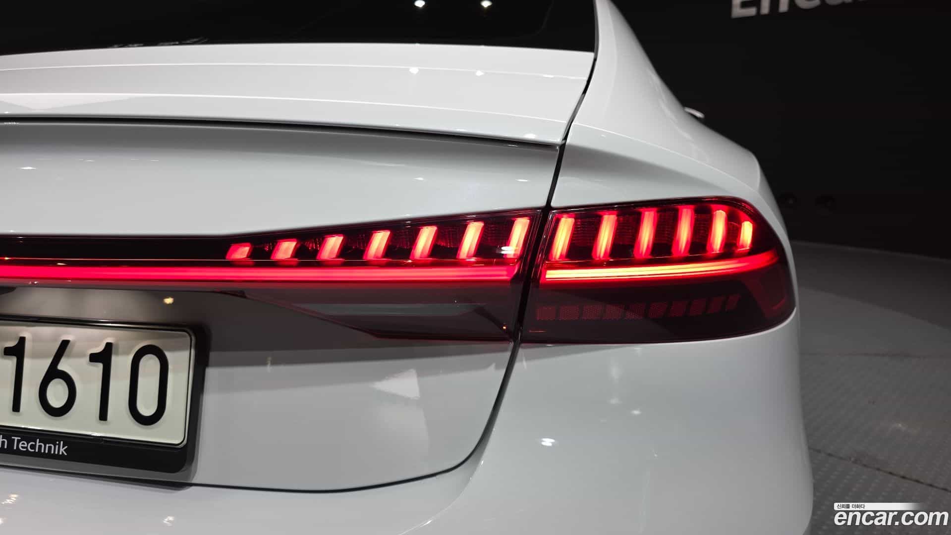 S7 Audi 2021.11-OUTER-033