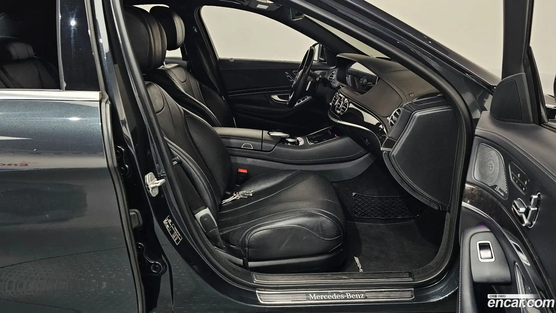 S-Class Mercedes-Benz 2017.10-INNER-036