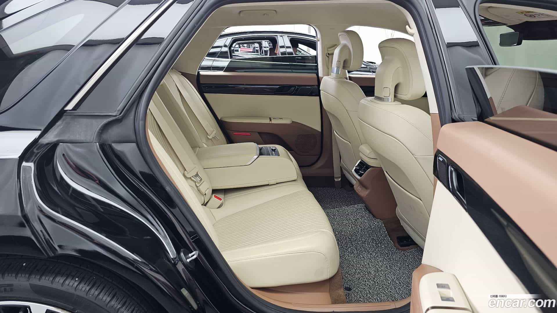Grandeur Hyundai 2023.2-OPTION-016