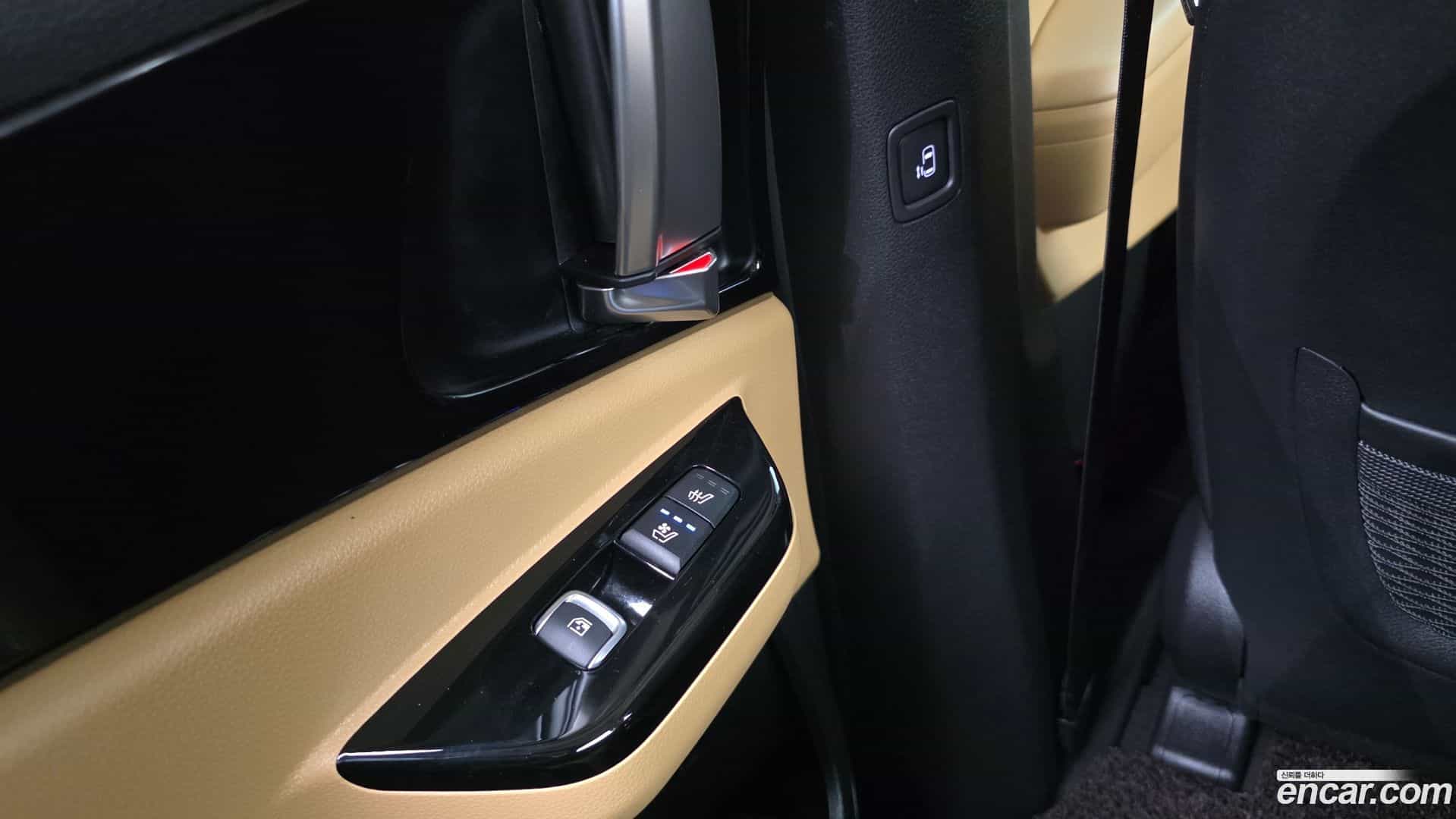 Canival Kia 2023.8-OPTION-022