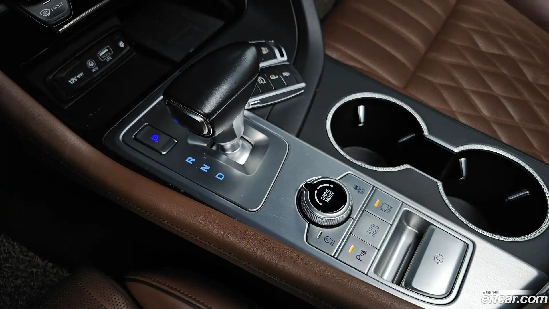 G70 Genesis 2018.1-INNER-009
