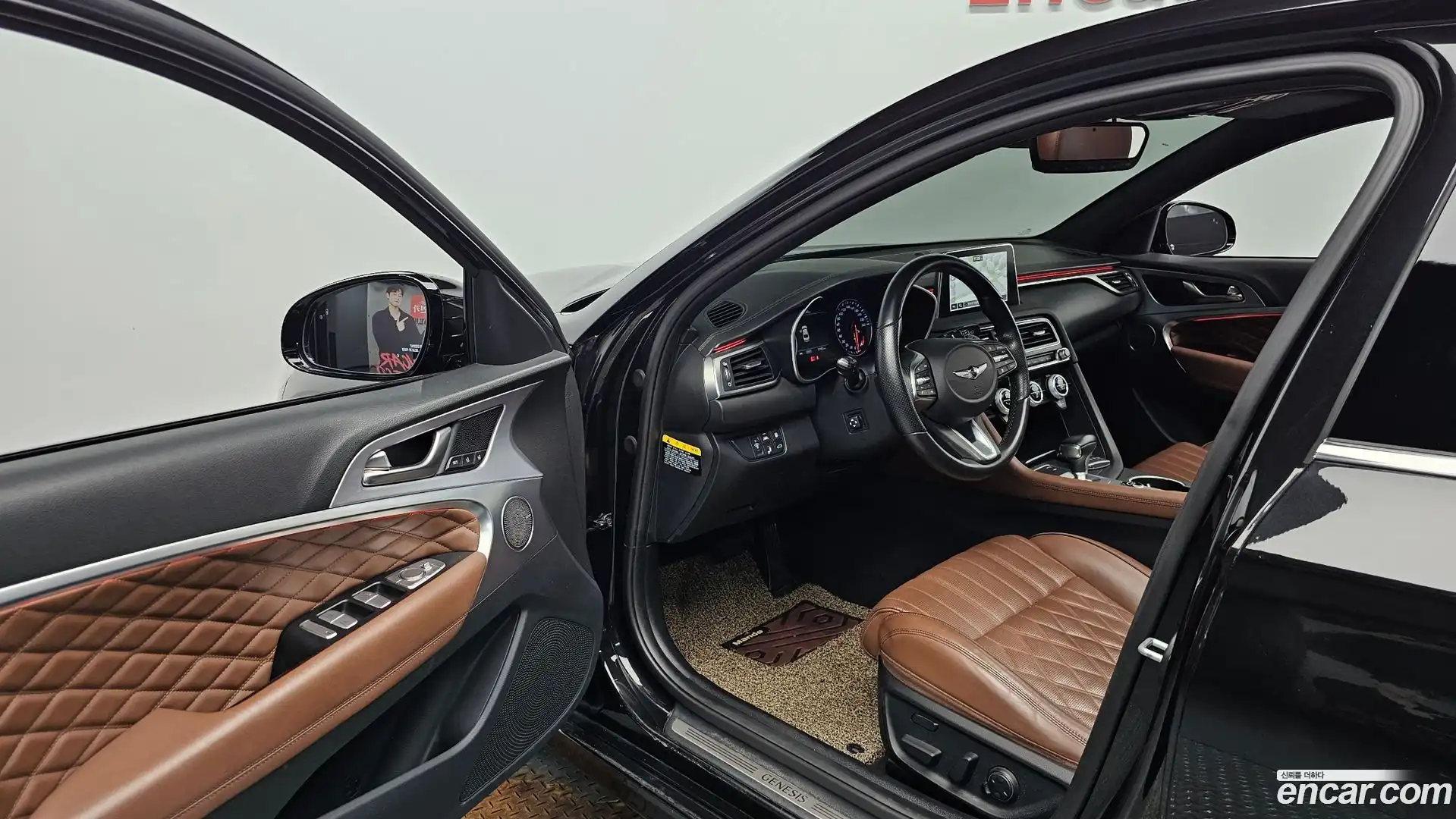 G70 Genesis 2018.1-INNER-010