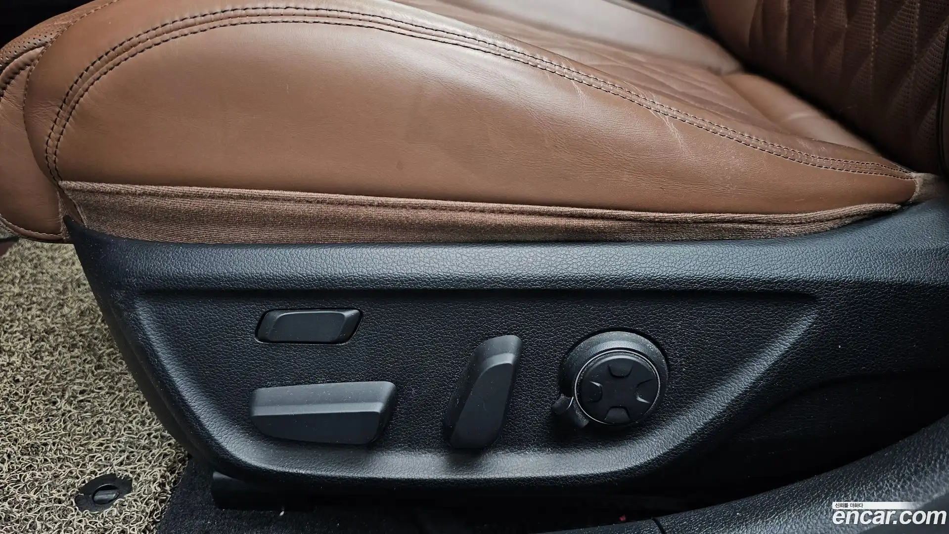 G70 Genesis 2018.1-OPTION-023