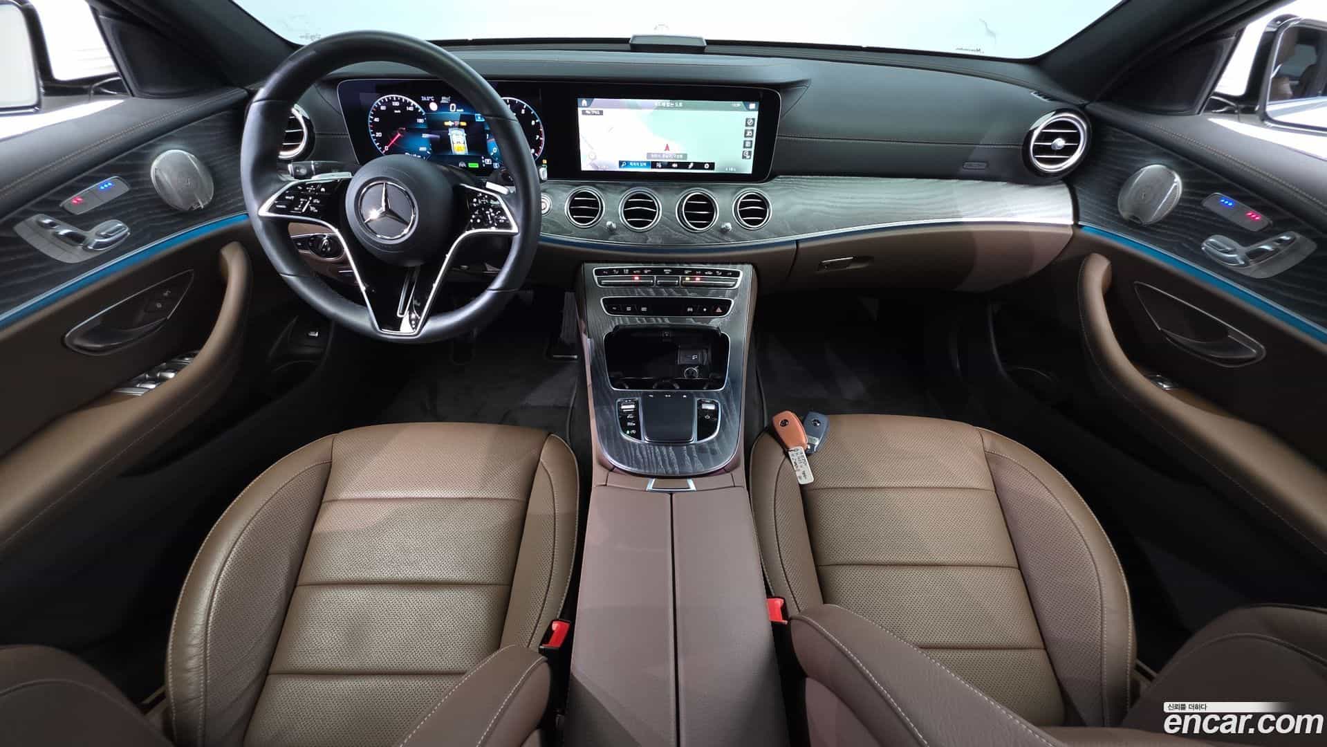 E-Class Mercedes-Benz 2023.3-INNER-007