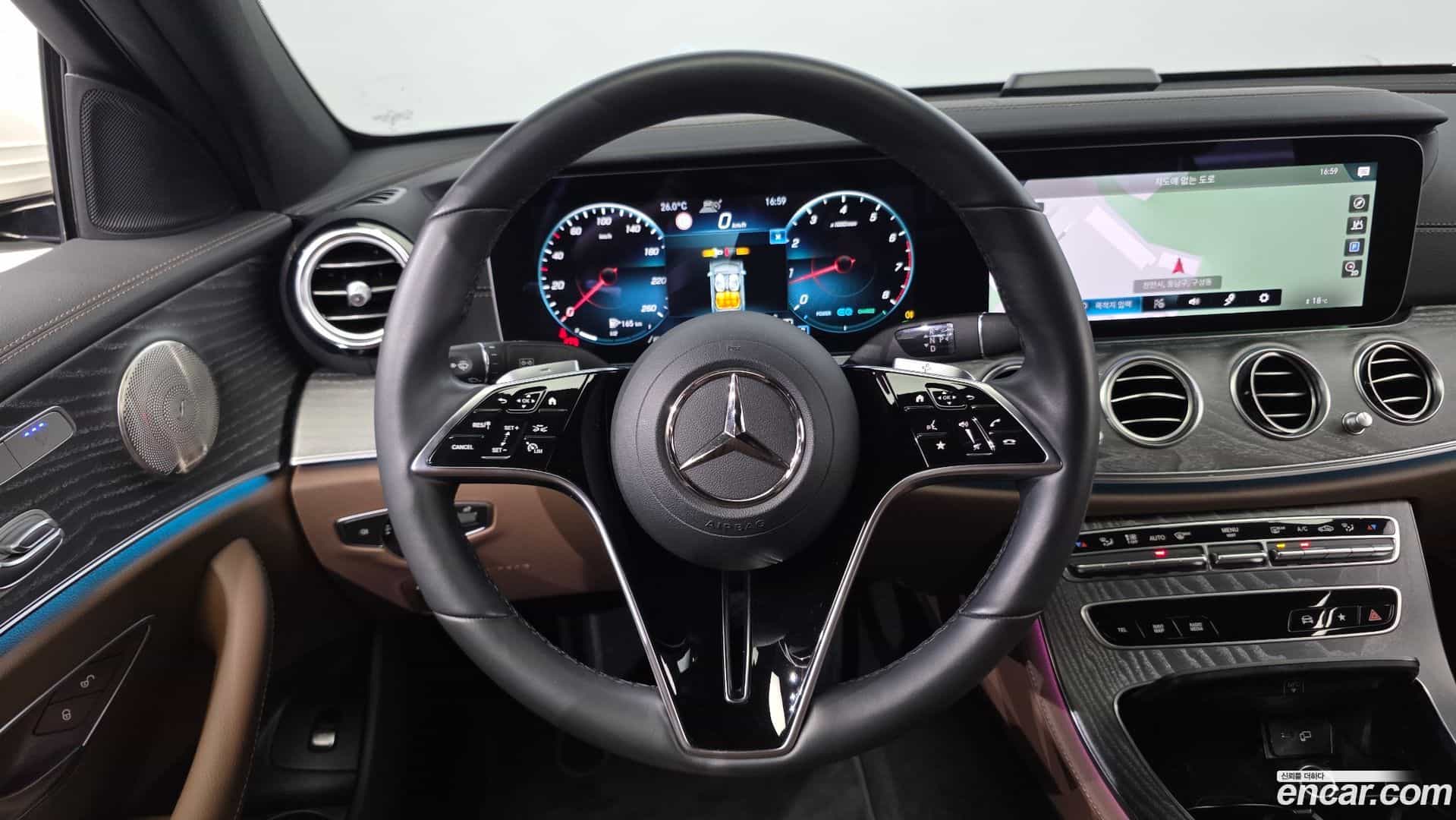 E-Class Mercedes-Benz 2023.3-OPTION-018