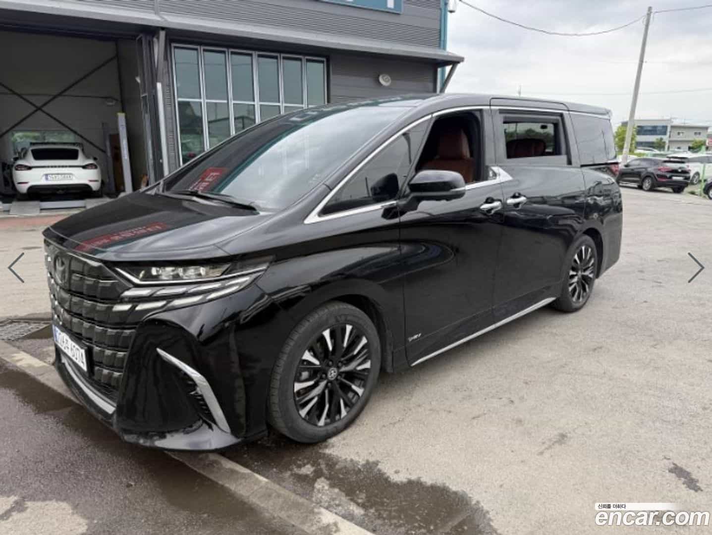 Alphard Toyota 2024.1-OUTER-002