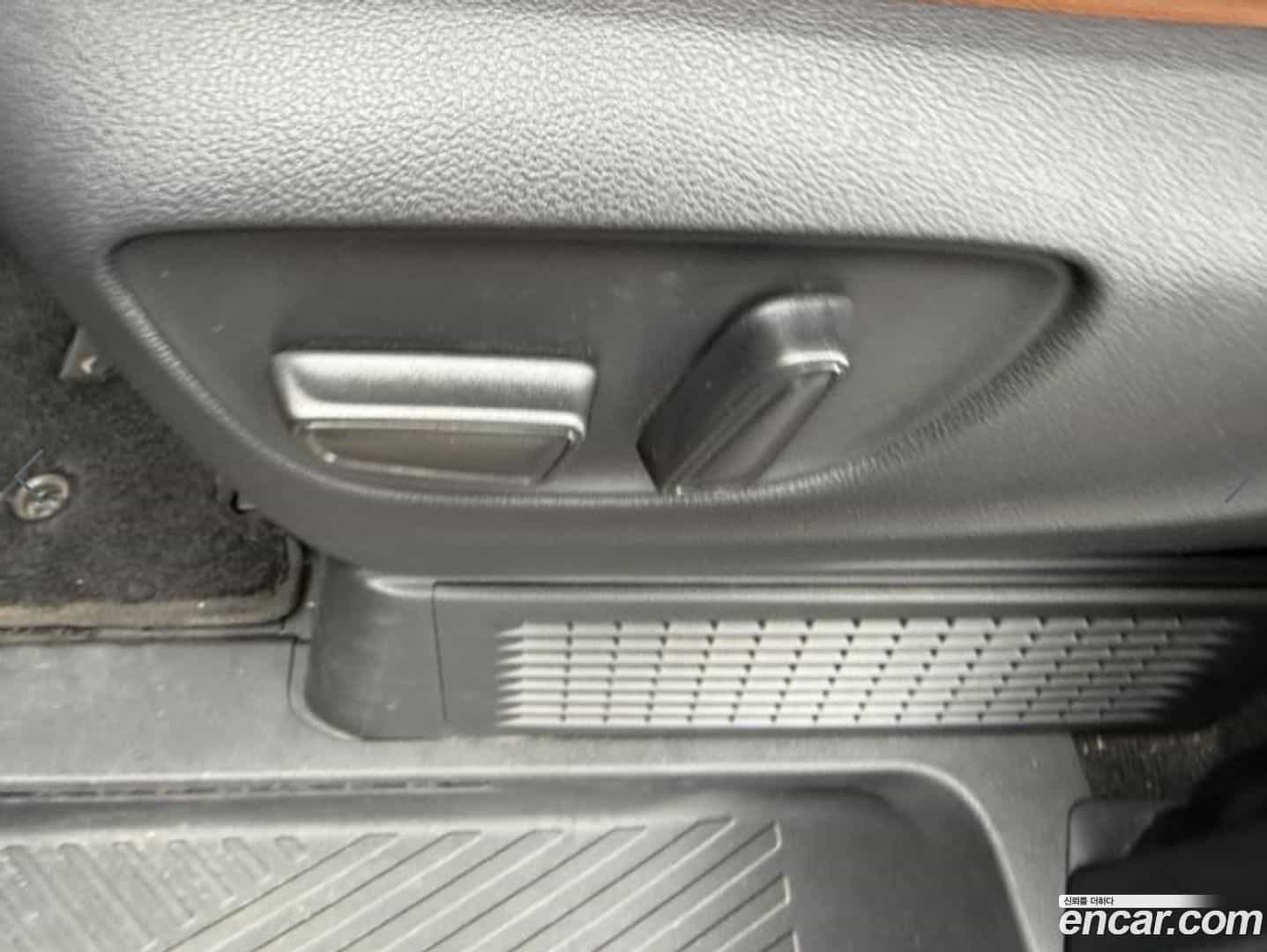 Alphard Toyota 2024.1-OPTION-020