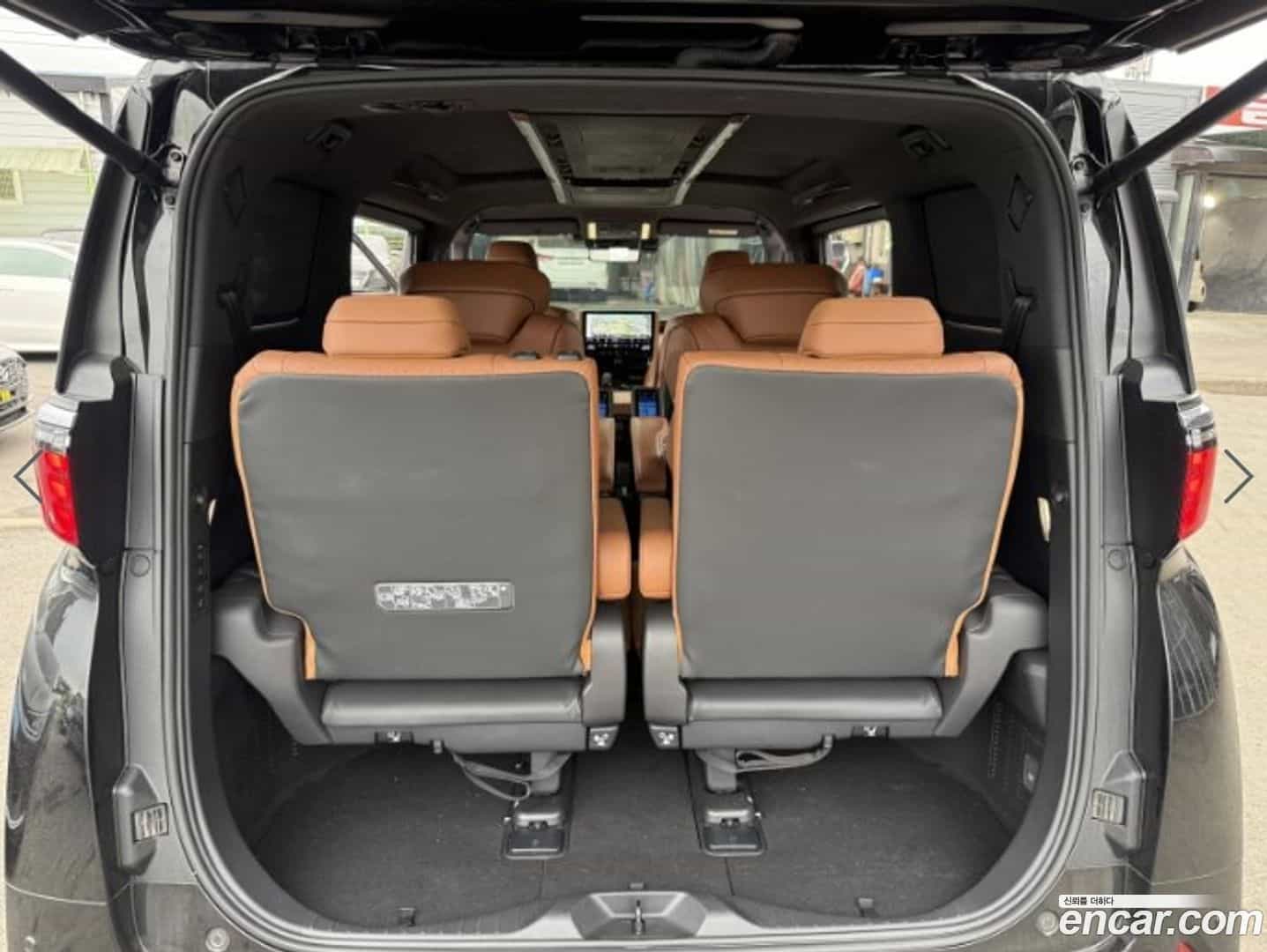 Alphard Toyota 2024.1-OPTION-023