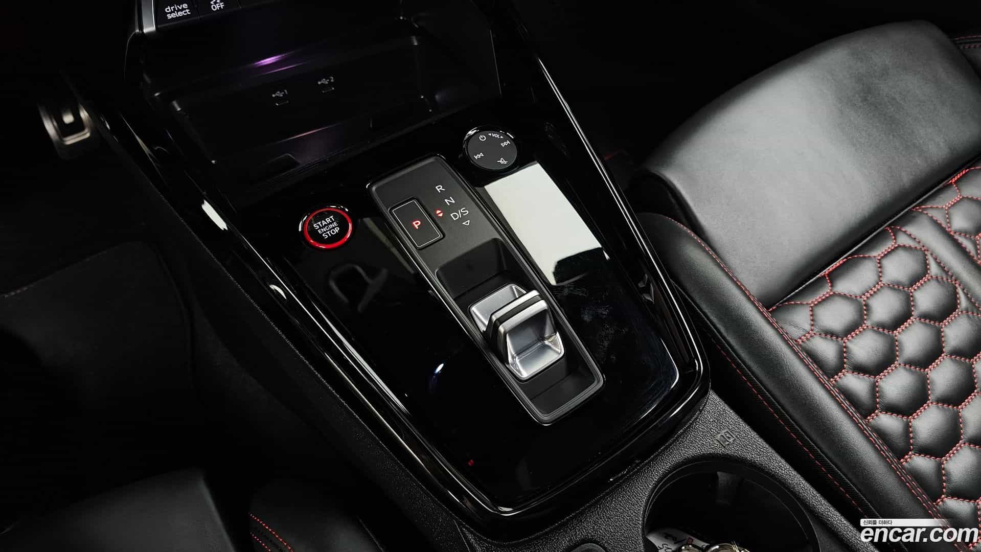 RS3 Audi 2024.1-INNER-009