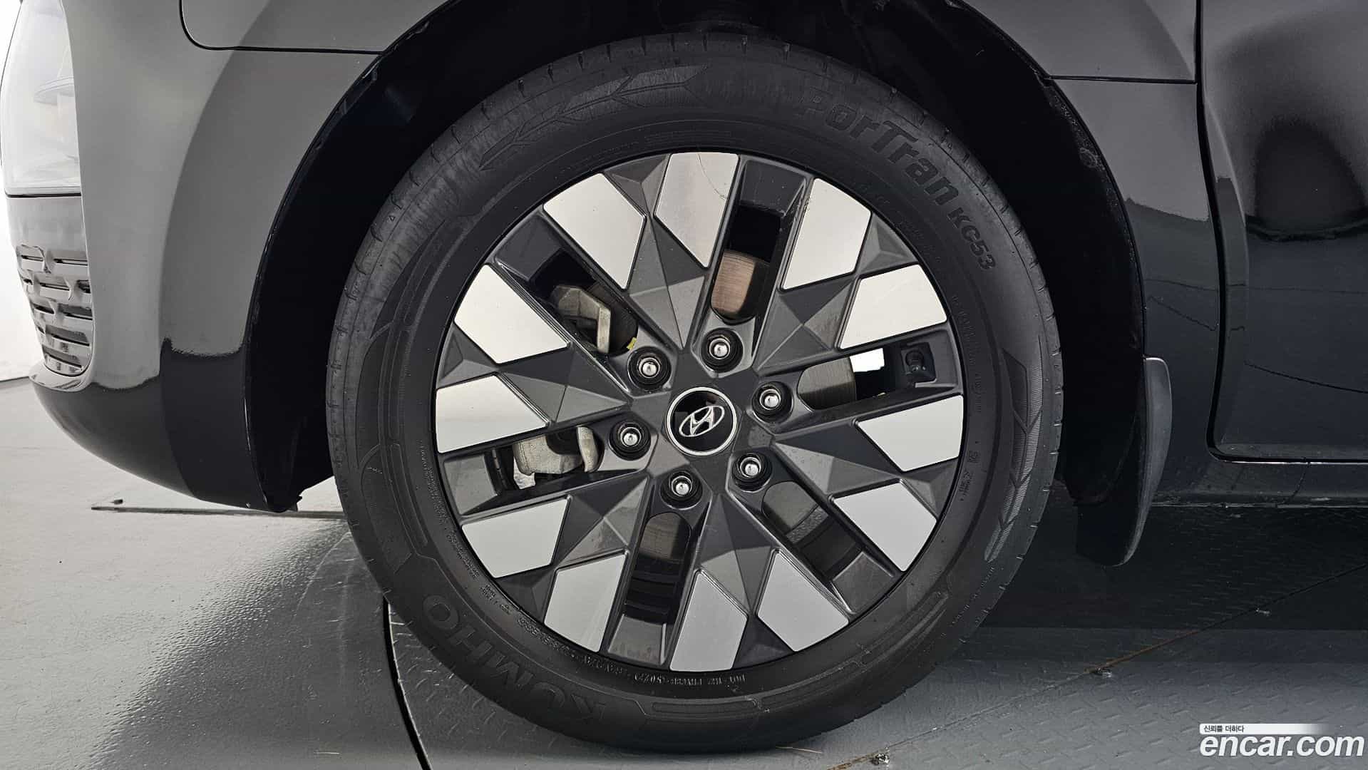 Staria Hyundai 2022.6-OUTER-005