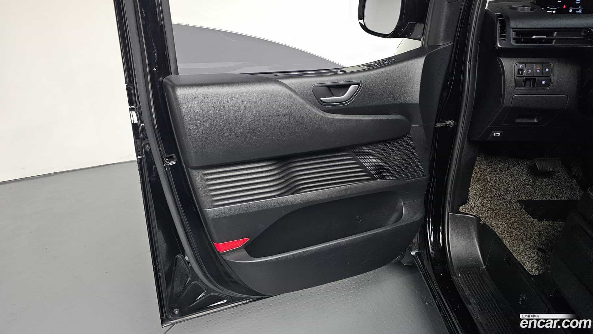 Staria Hyundai 2022.6-INNER-035