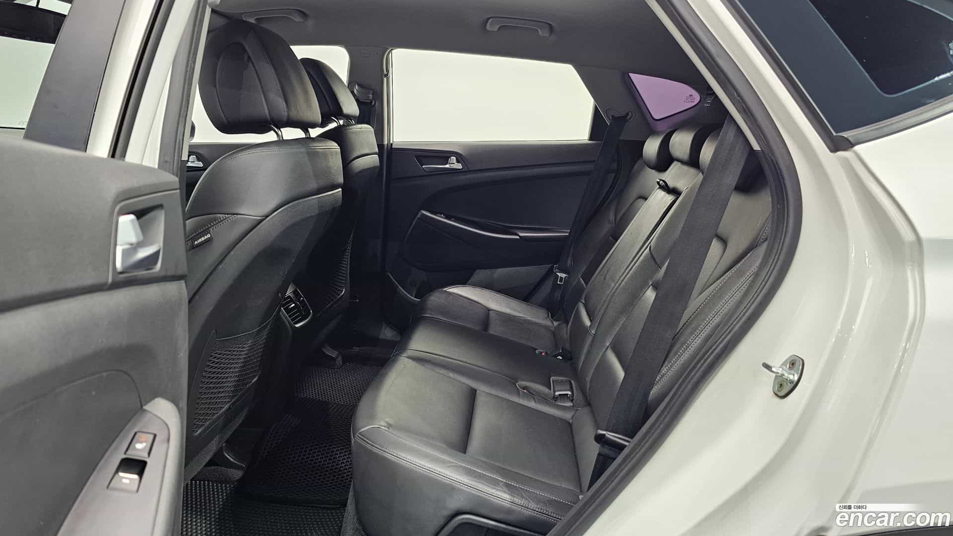 Tucson Hyundai 2017.5-OPTION-015