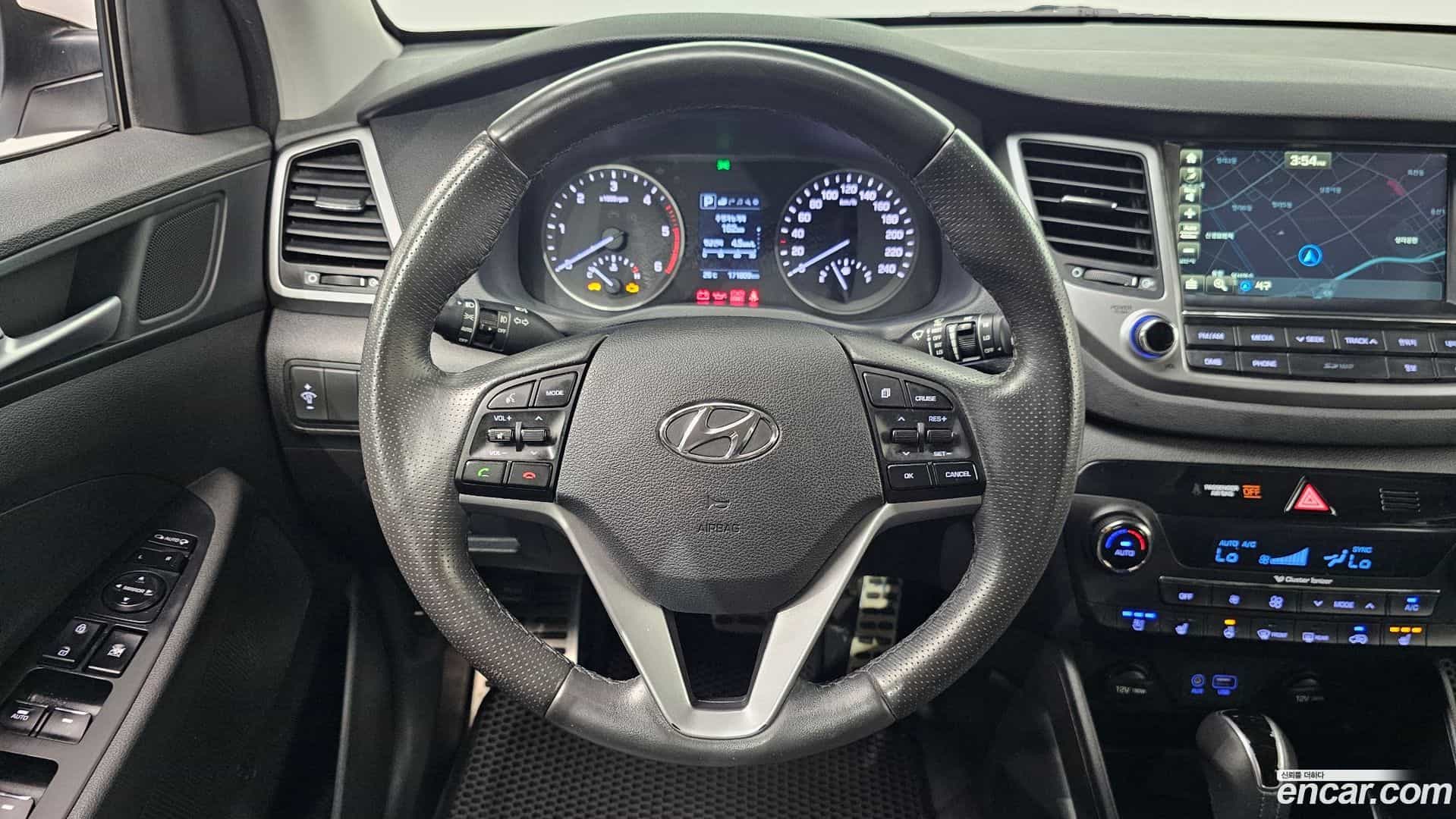Tucson Hyundai 2017.5-OPTION-019