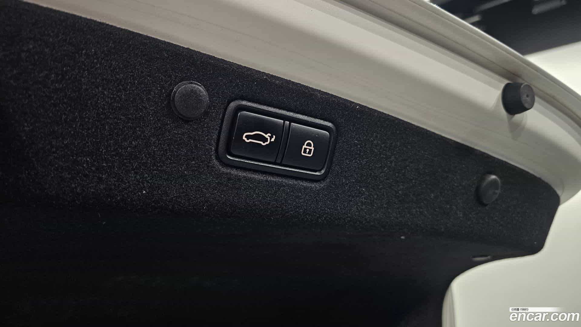 Grandeur Hyundai 2020.6-OPTION-024