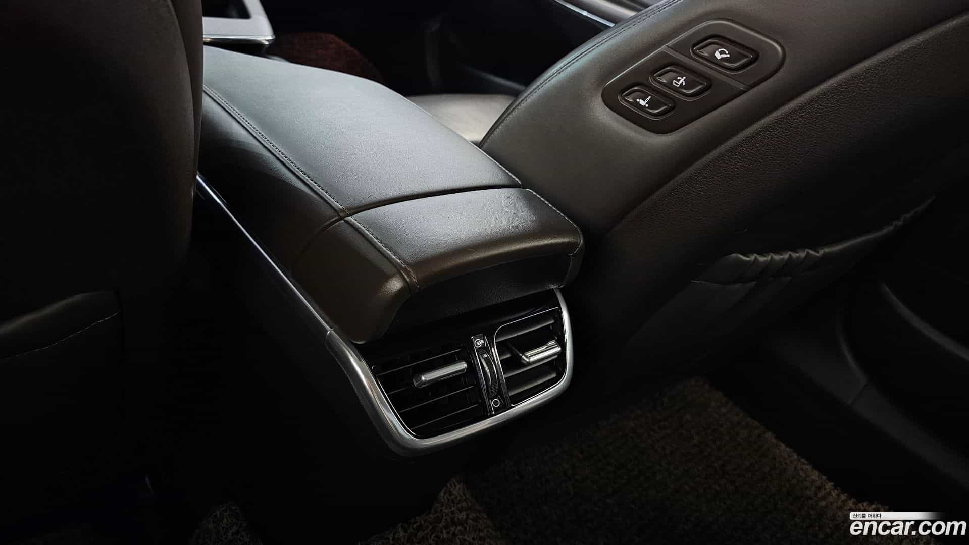 Grandeur Hyundai 2020.6-OPTION-046