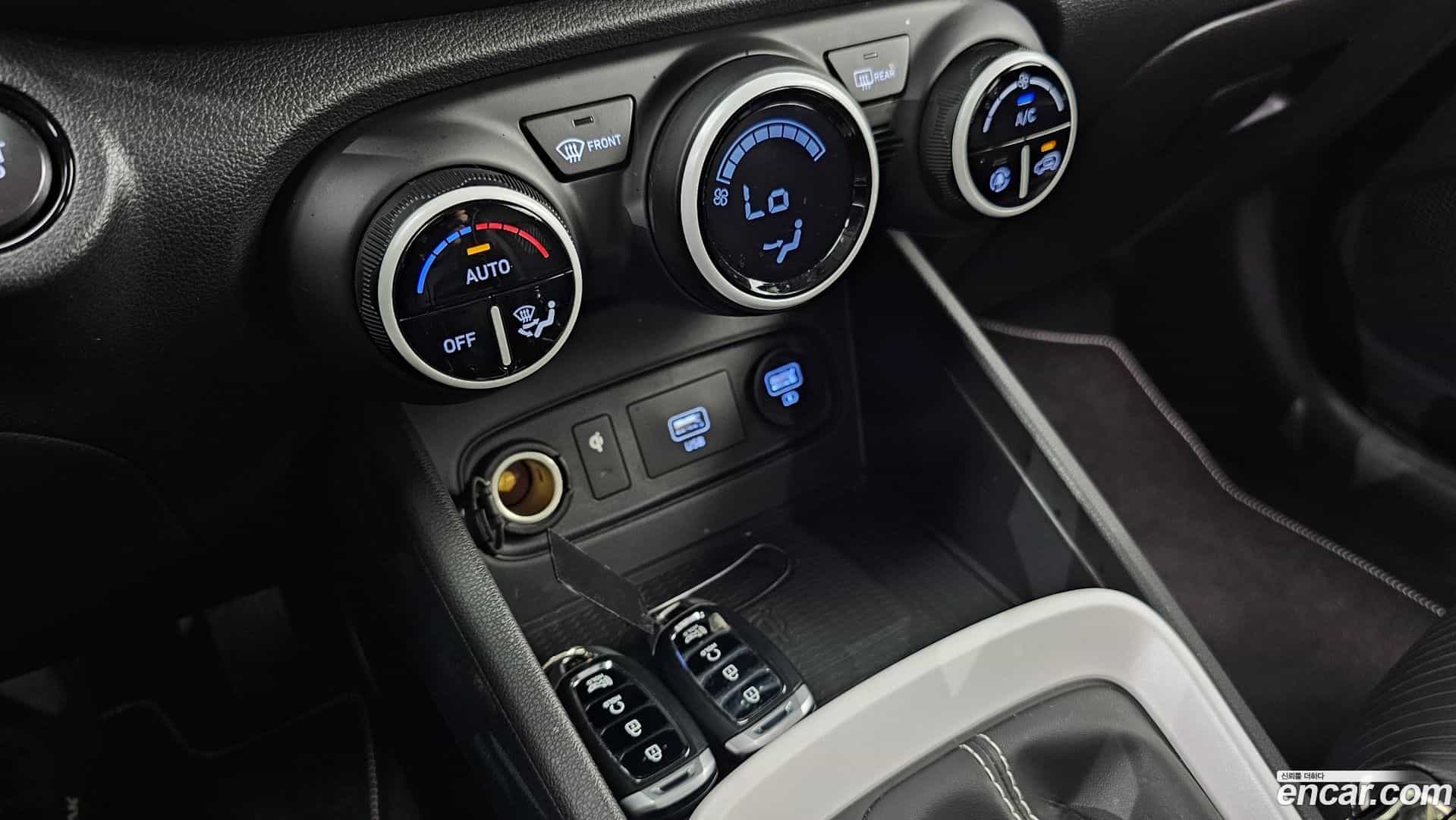 Venue Hyundai 2020.0-OPTION-042