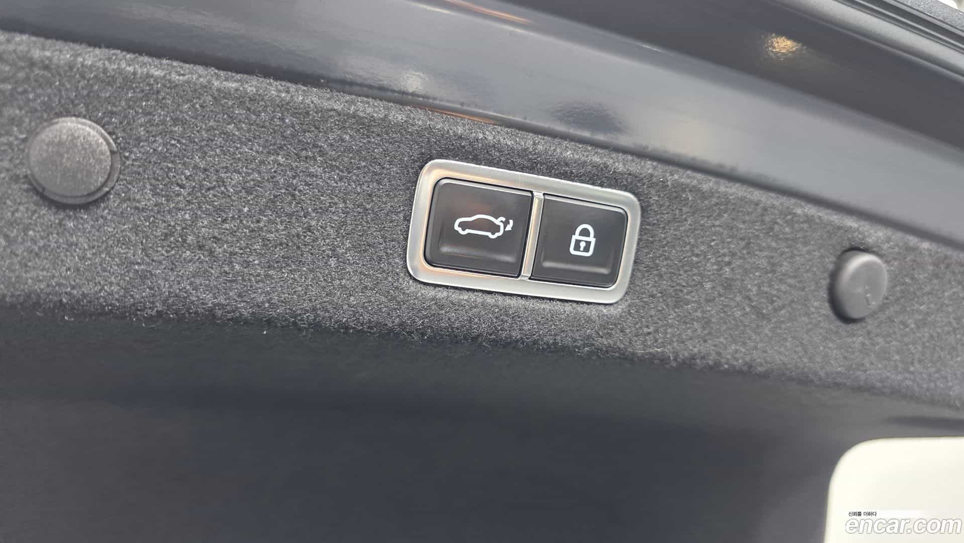 Grandeur Hyundai 2025.3-OPTION-046
