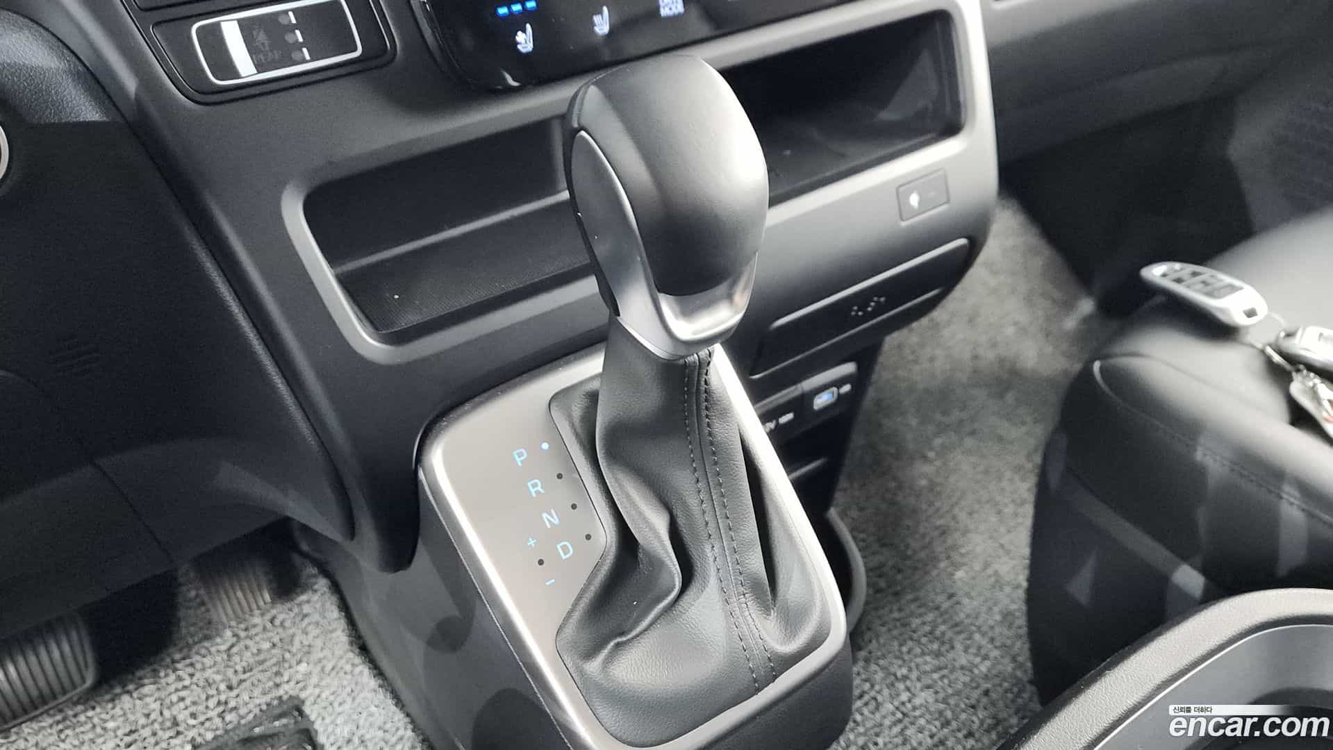 Staria Hyundai 2024.1-INNER-009