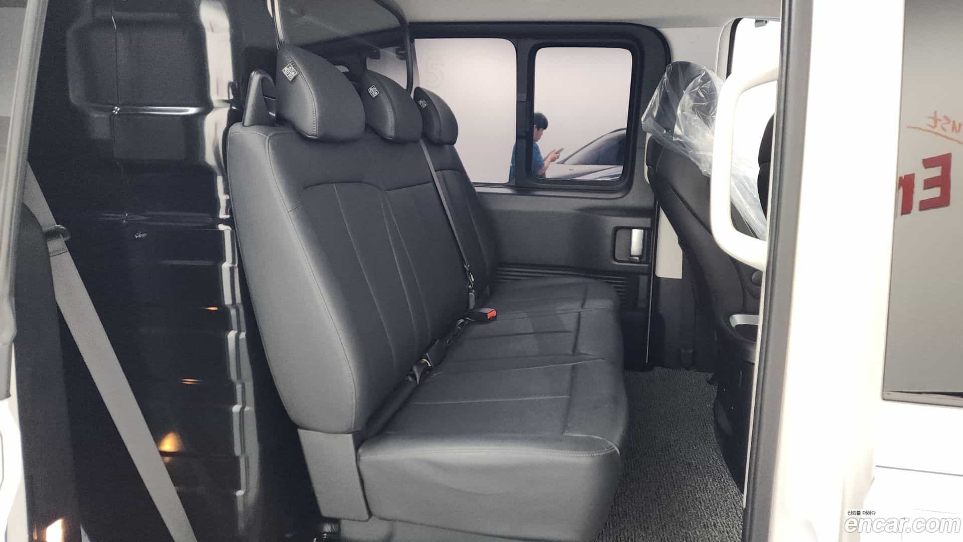 Staria Hyundai 2024.1-OPTION-015