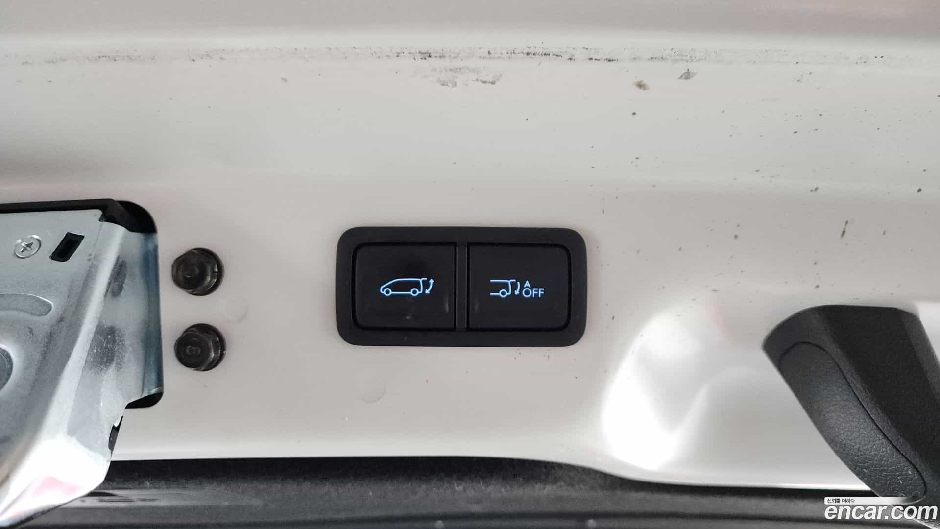 Staria Hyundai 2024.1-OPTION-023