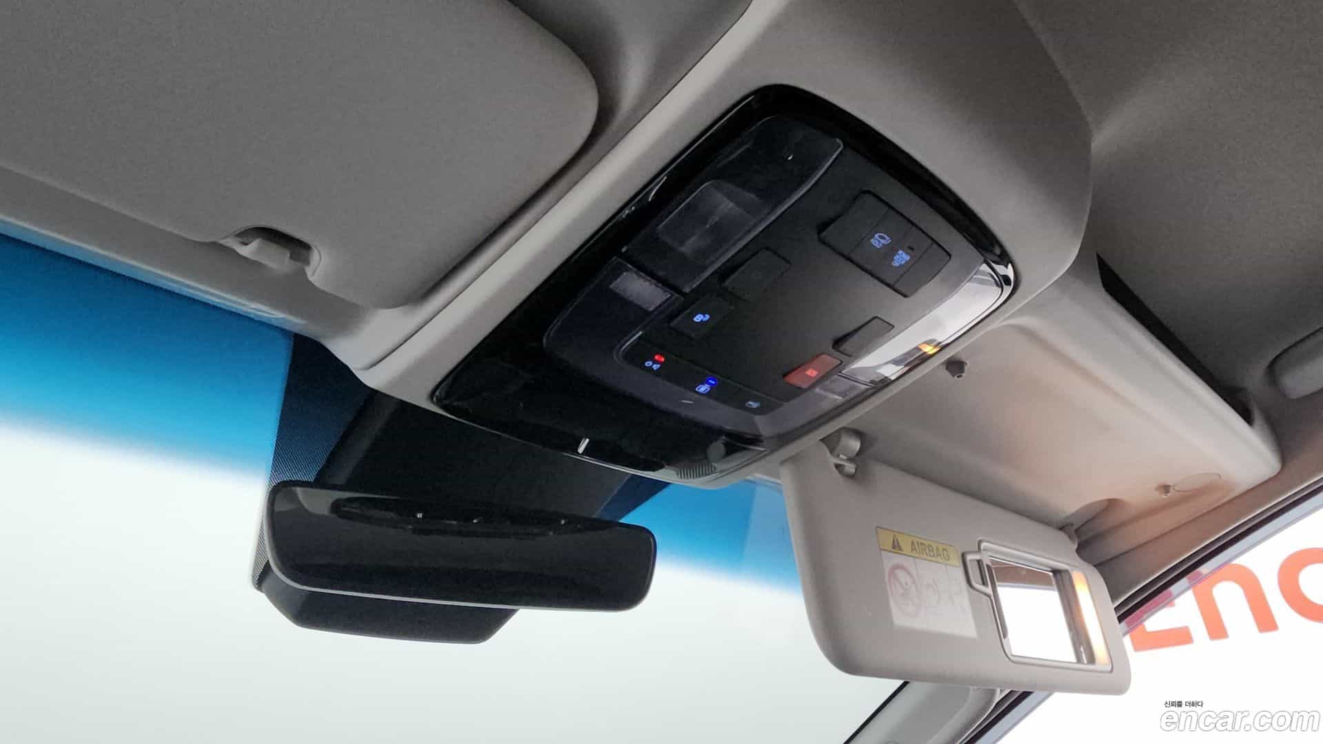Staria Hyundai 2024.1-OPTION-040