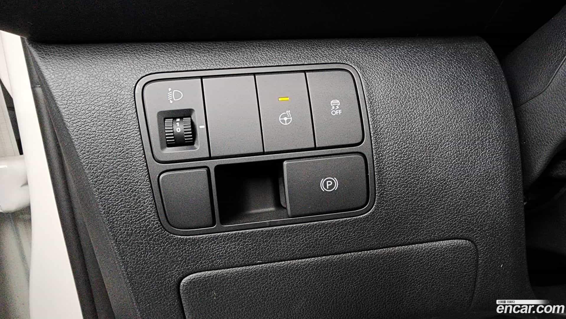 Staria Hyundai 2024.1-OPTION-042