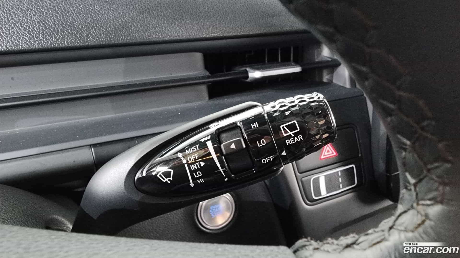 Staria Hyundai 2024.1-OPTION-043