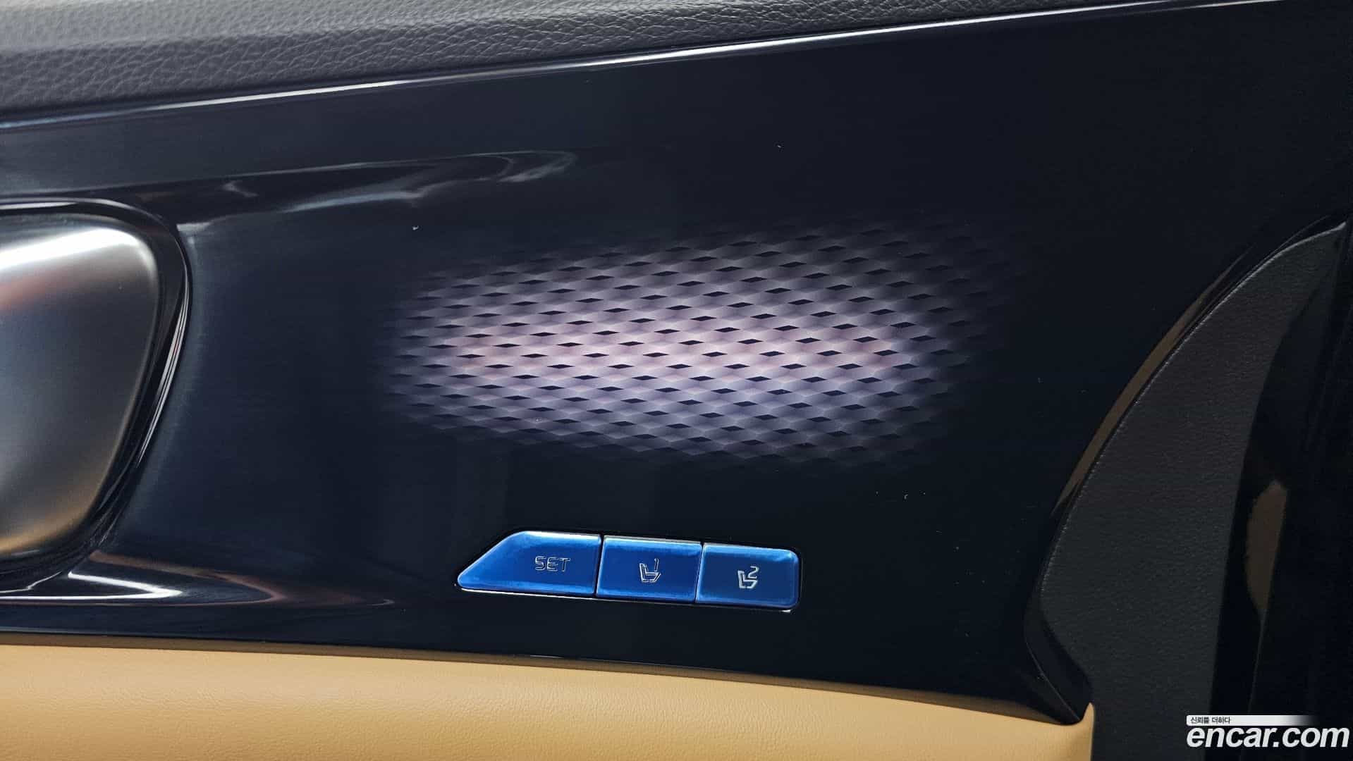 Canival Kia 2021.3-OPTION-041