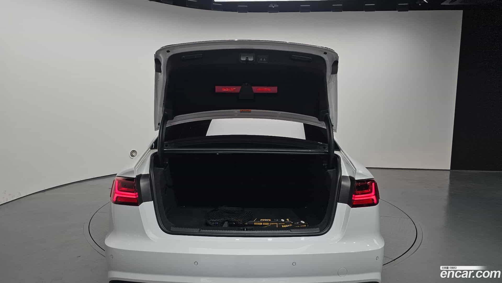 A6 Audi 2018.11-OPTION-024