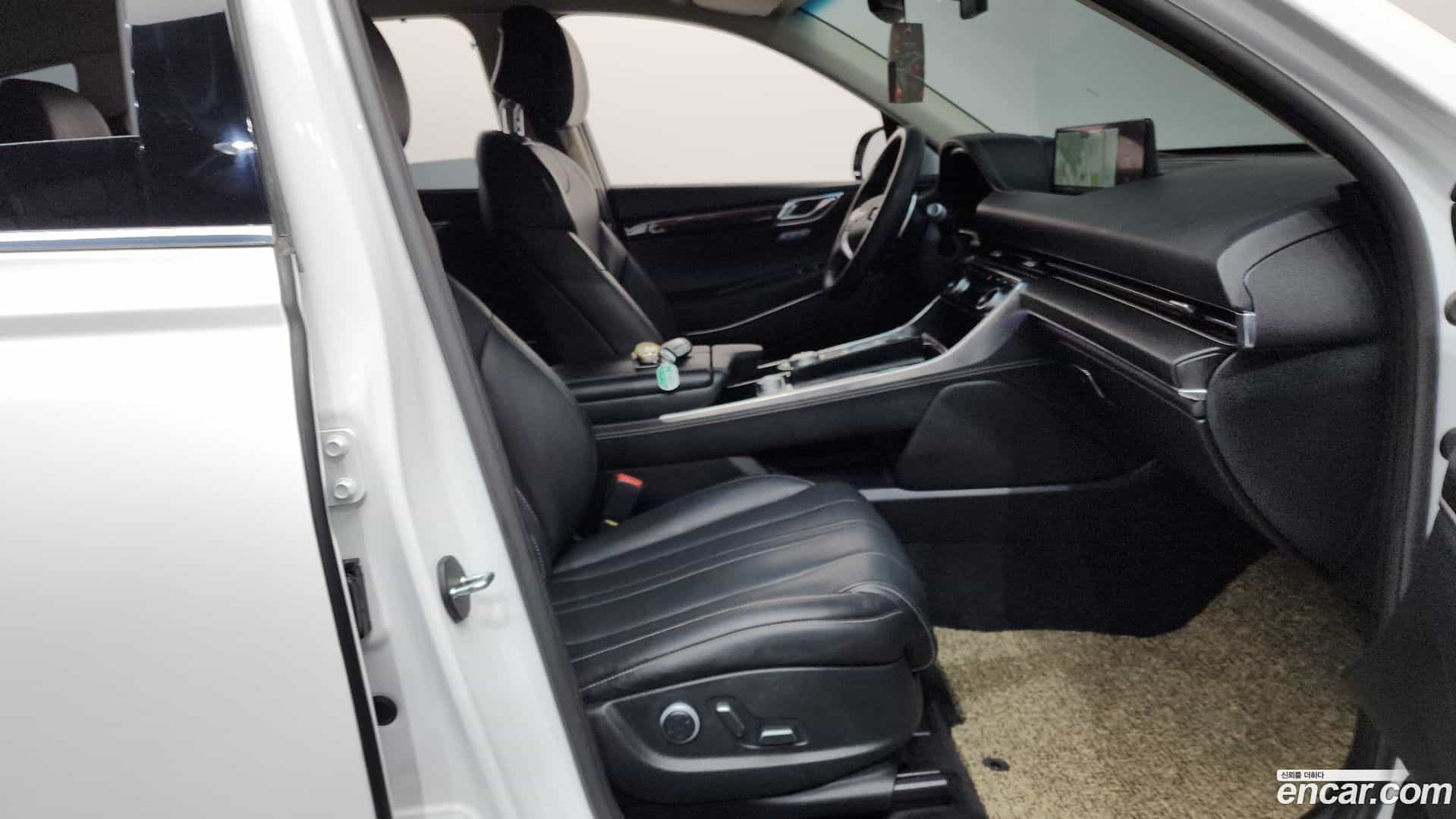 GV80 Genesis 2022.1-INNER-036