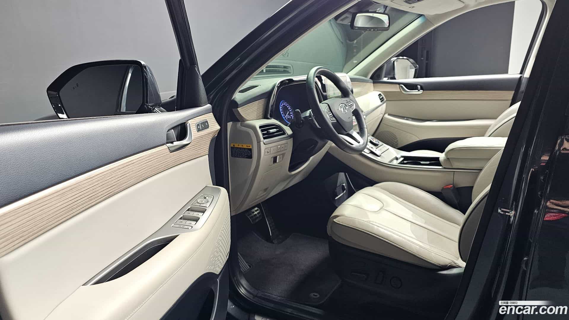 Palisade Hyundai 2019.0-INNER-010