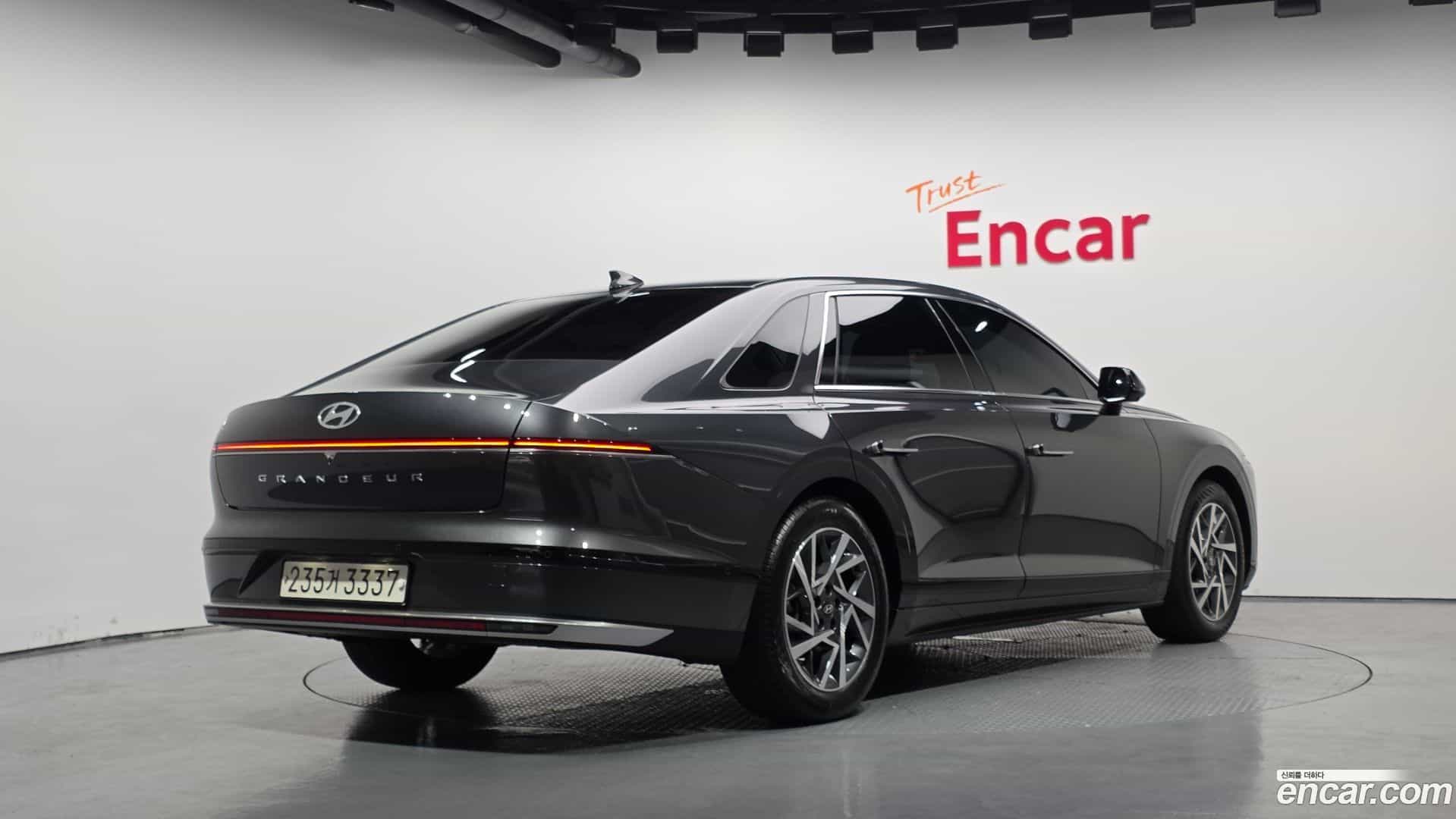 Grandeur Hyundai 2024.4-OUTER-002