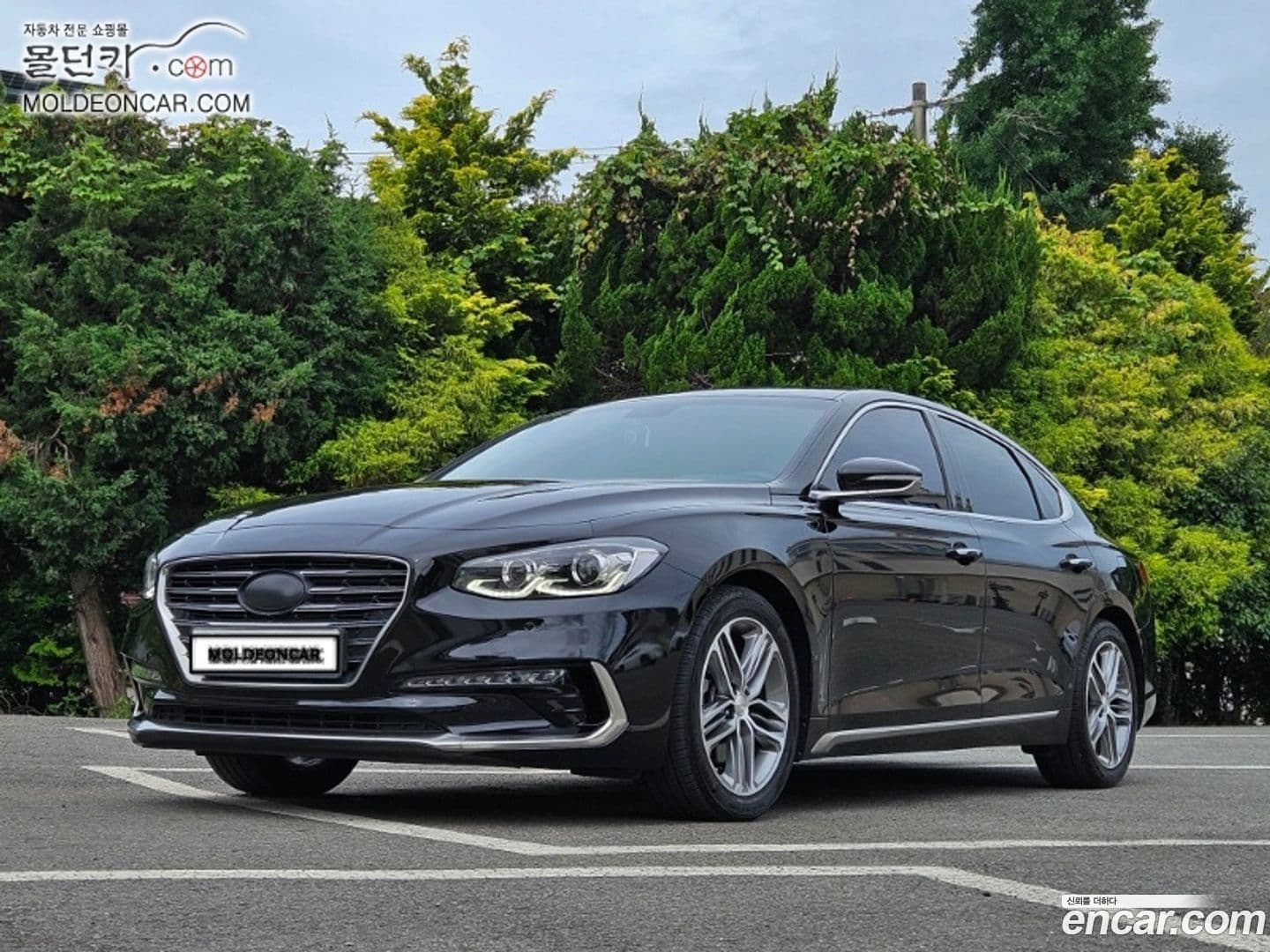 Main__Slider__Photo:Grandeur Hyundai 2017.4-0