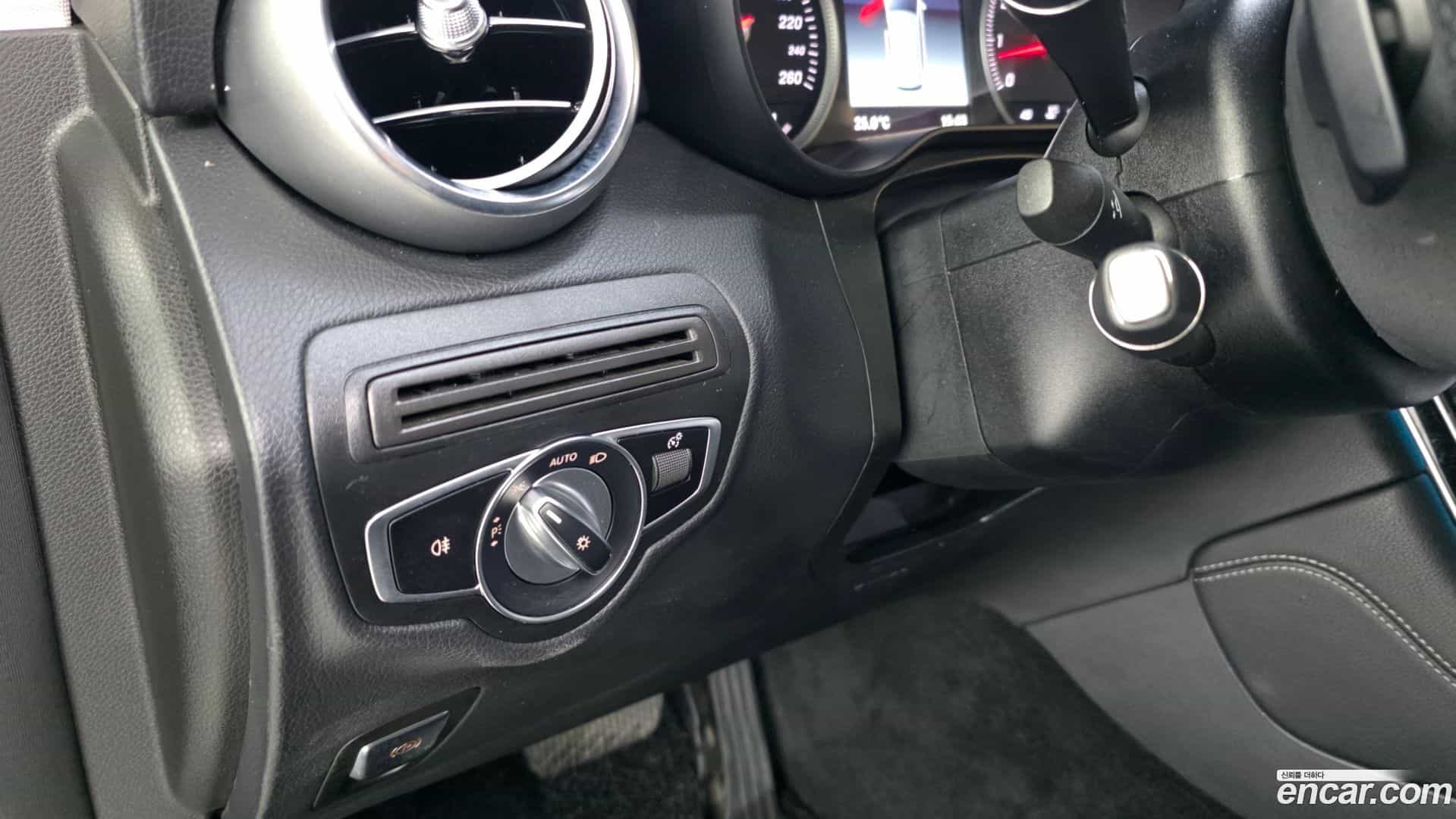 GLC-Class Mercedes-Benz 2019.9-OPTION-021