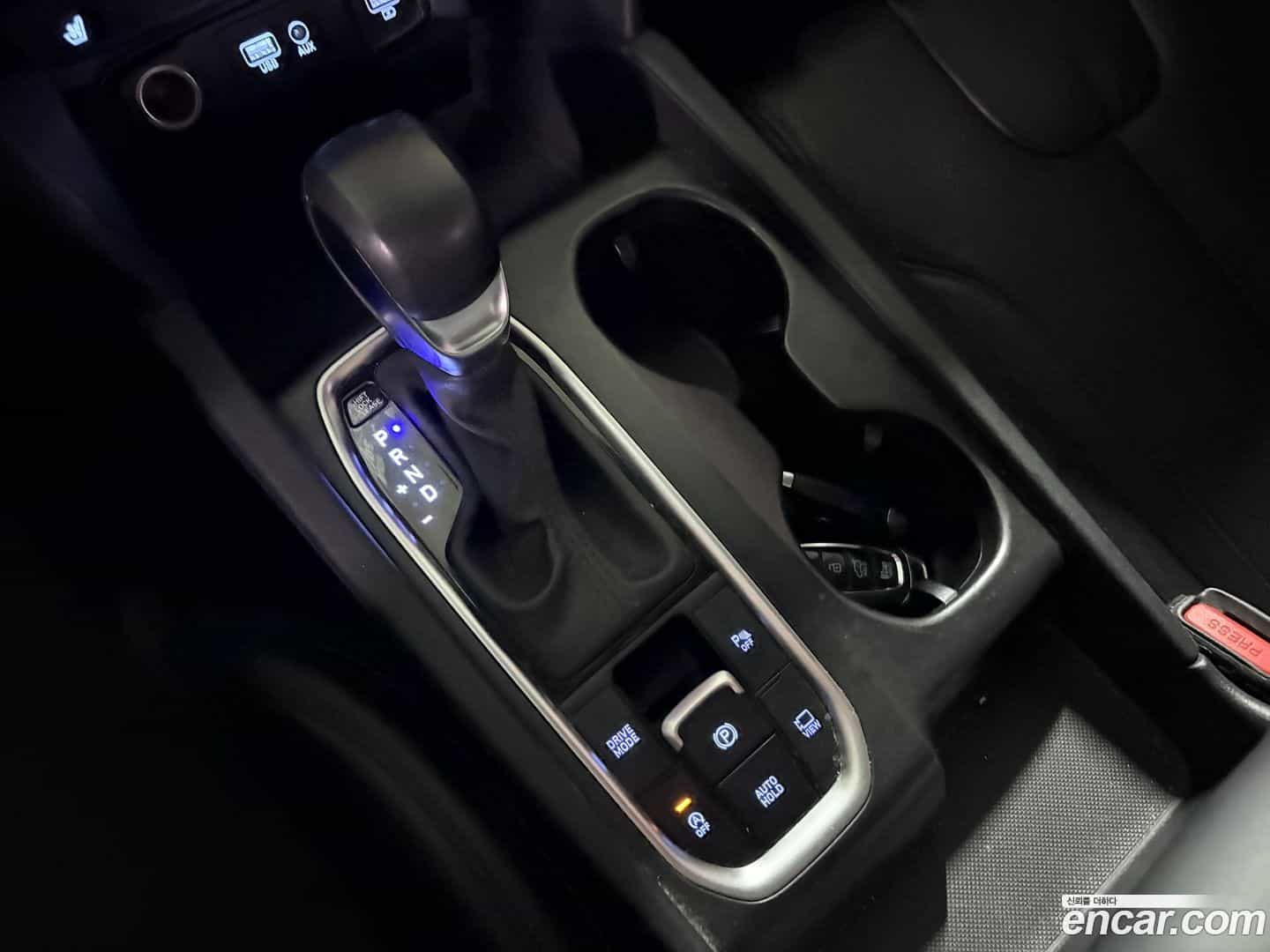 Santafe Hyundai 2018.2-INNER-008