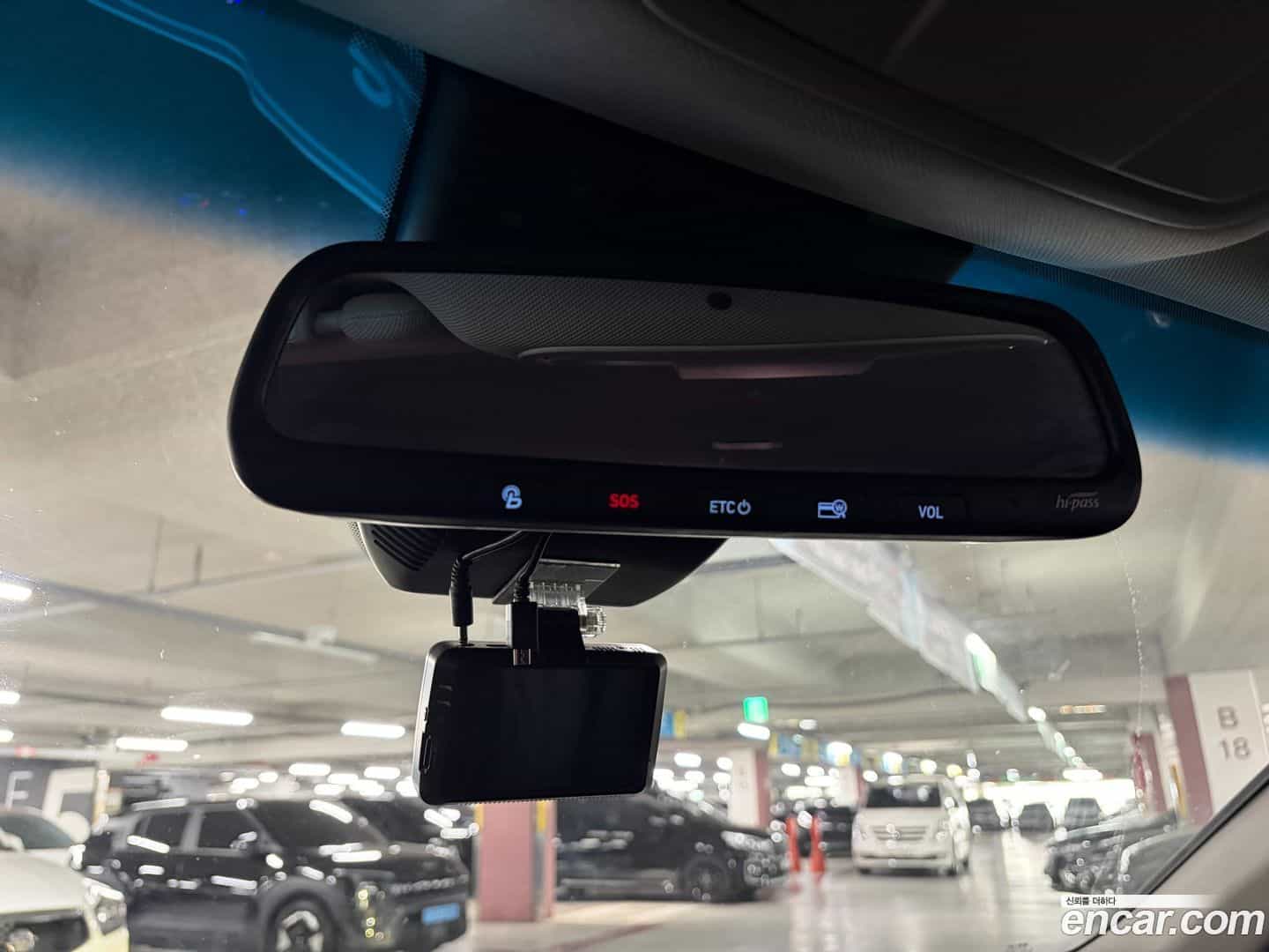 Santafe Hyundai 2018.2-INNER-010