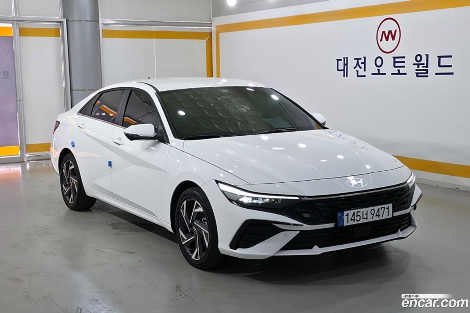 Main__Slider__Photo:AVANTE Hyundai 2025.10-0
