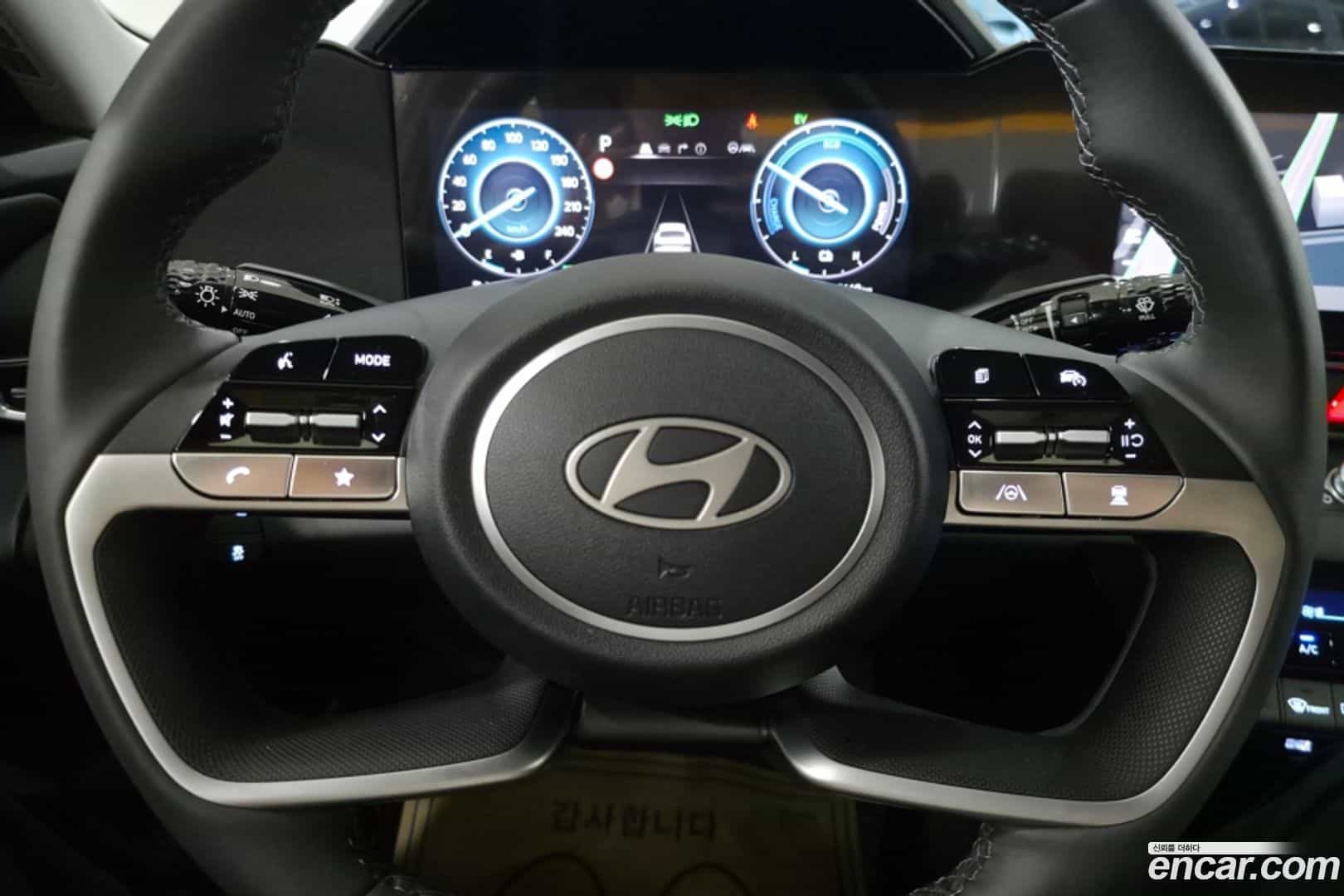 AVANTE Hyundai 2025.10-OPTION-015