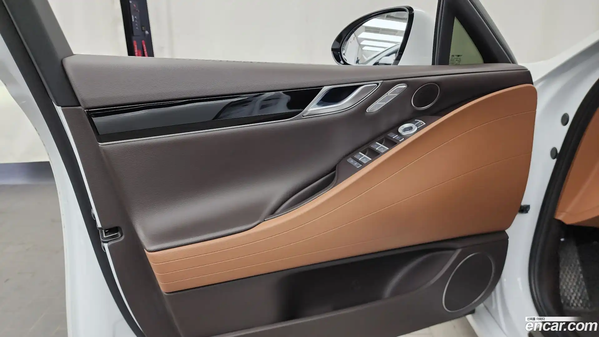G80 Genesis 2020.8-INNER-034