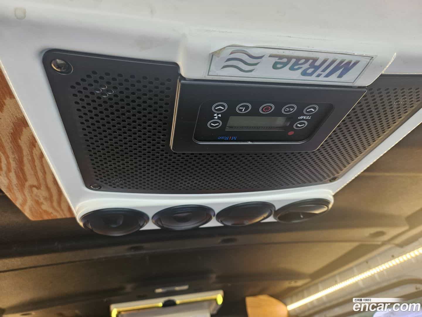 Staria Hyundai 2021.6-INNER-008