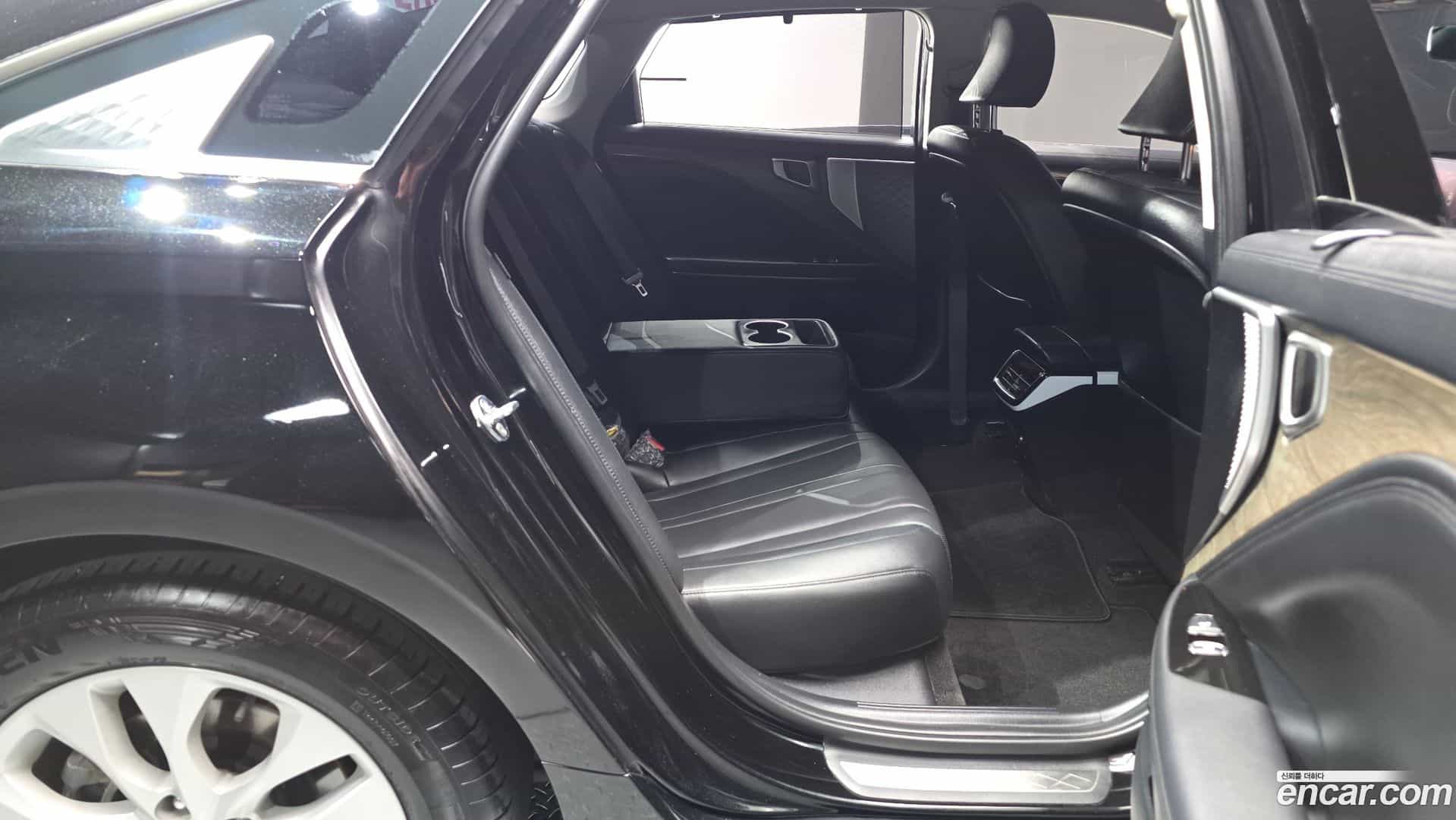 K8 Kia 2021.4-OPTION-015
