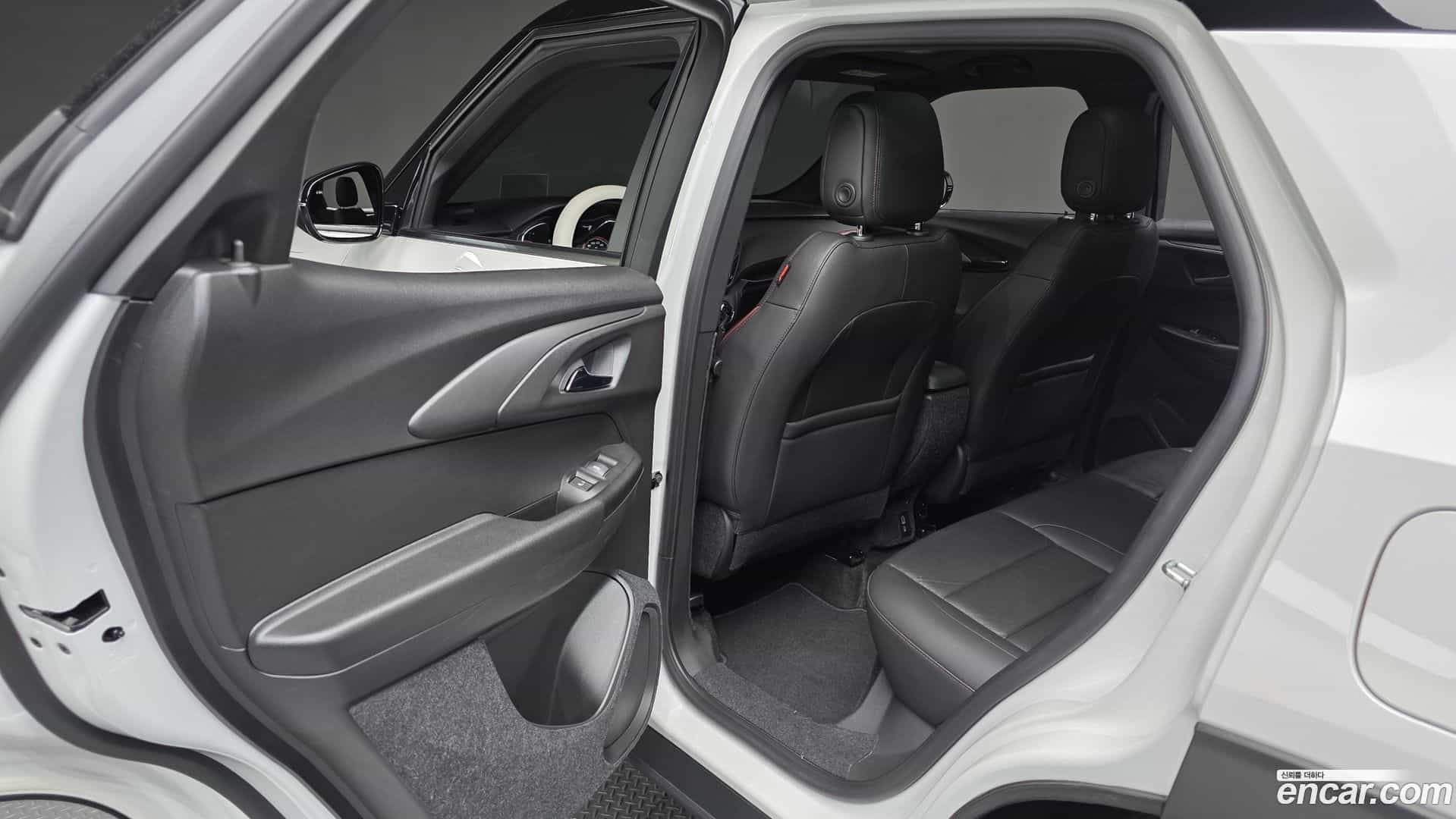 Trailblazer Chevrolet 2023.2-OPTION-024
