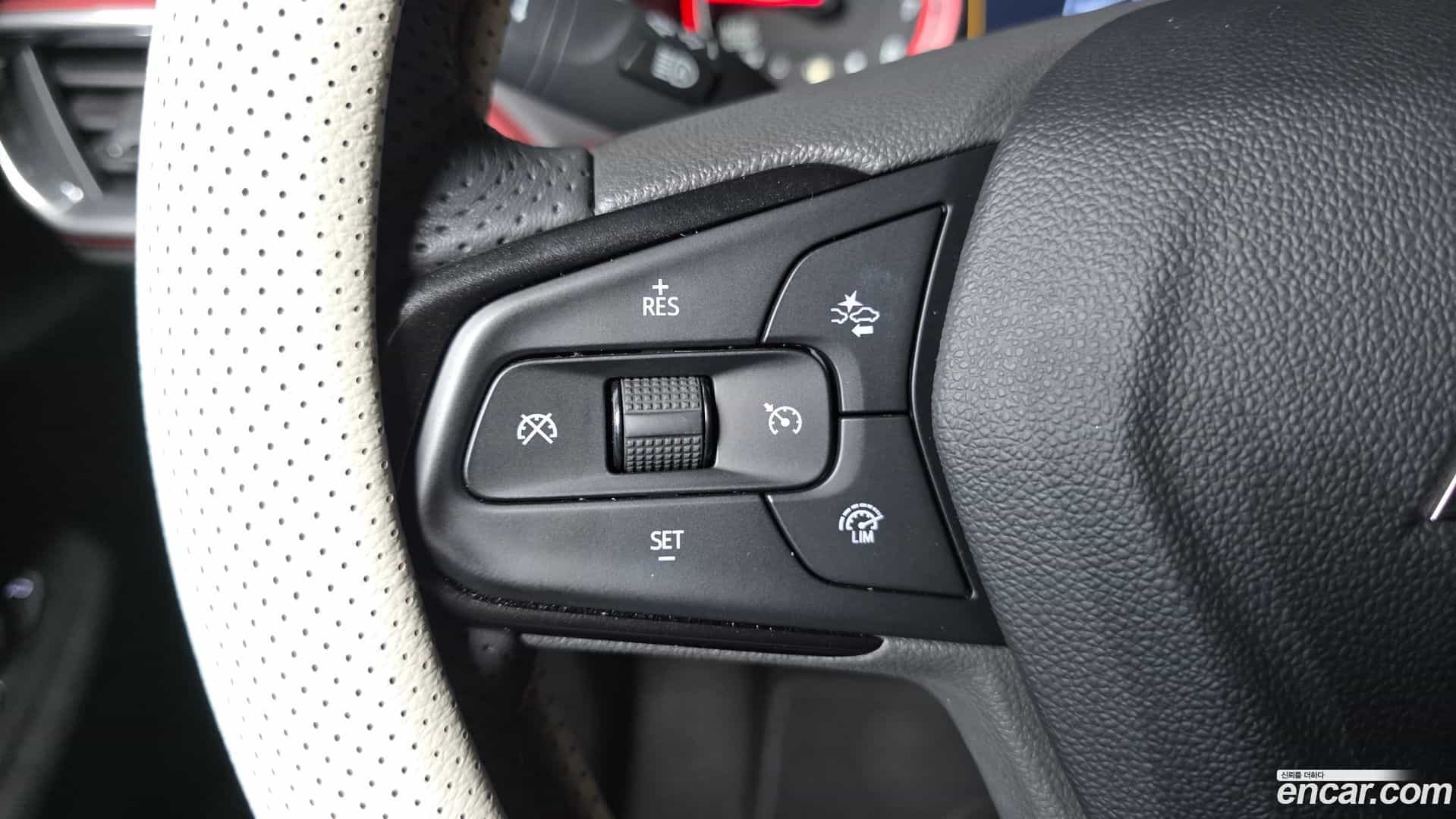 Trailblazer Chevrolet 2023.2-OPTION-045