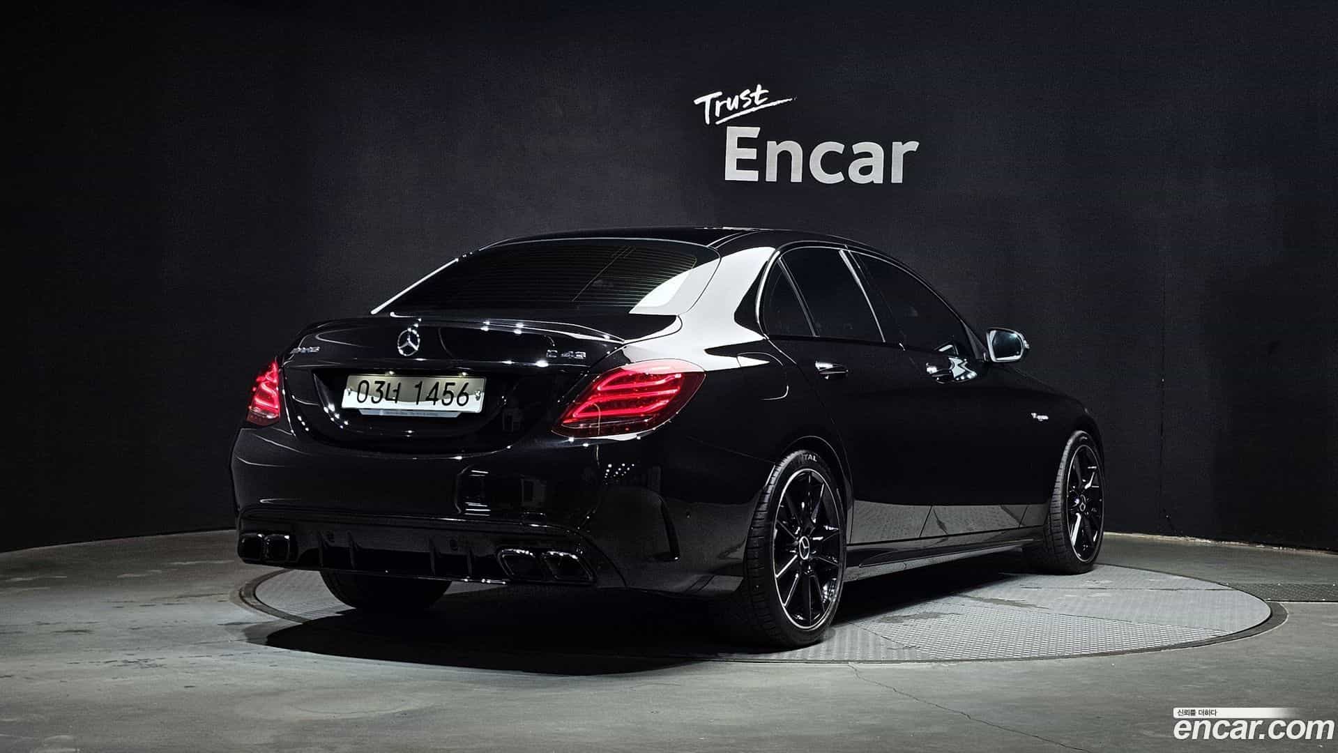 C-Class Mercedes-Benz 2017.6-OUTER-002